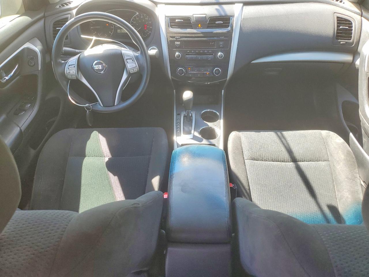 2015 Nissan Altima 2.5 S White vin: 1N4AL3AP3FC481741