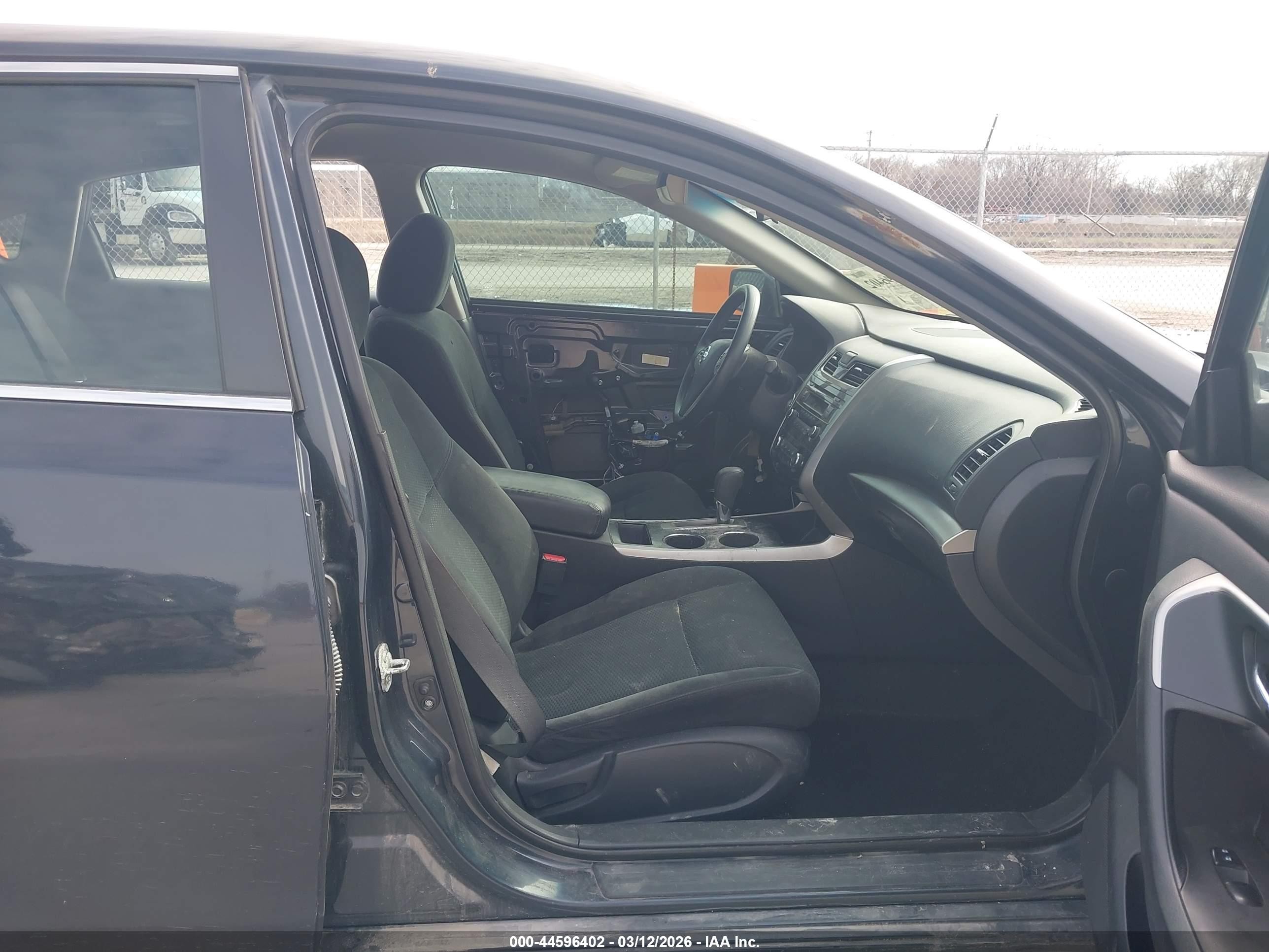 2015 Nissan Altima 2.5 S Black vin: 1N4AL3AP3FC489161