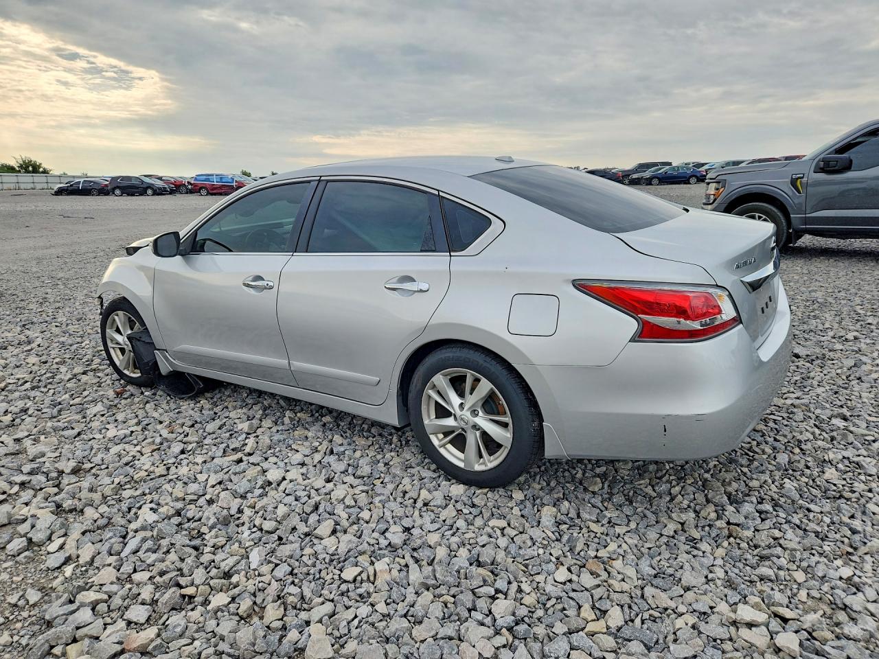 2015 Nissan Altima 2.5 Sv Silver vin: 1N4AL3AP3FC583654