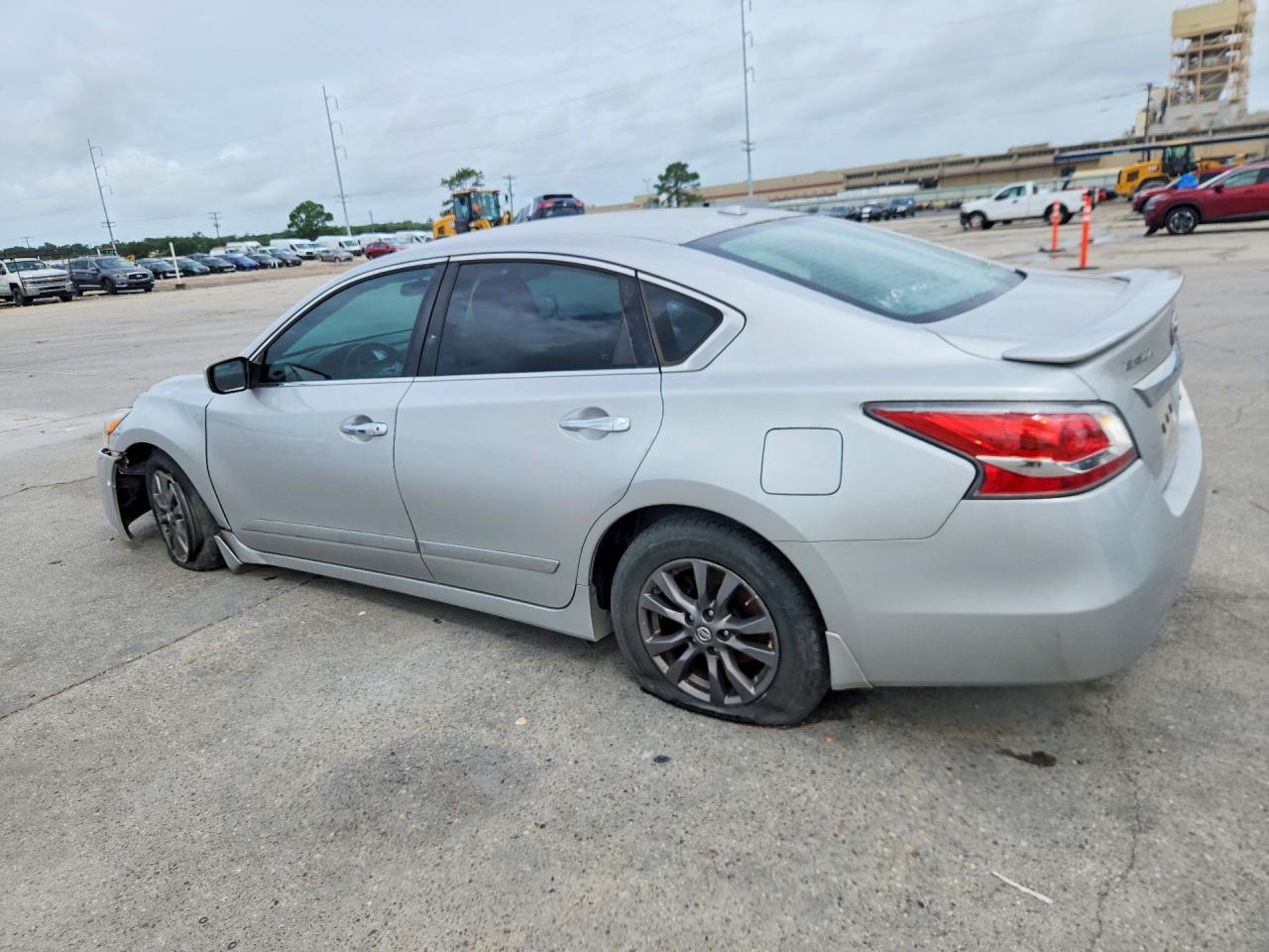2015 Nissan Altima 2.5 S Silver vin: 1N4AL3AP3FC589194