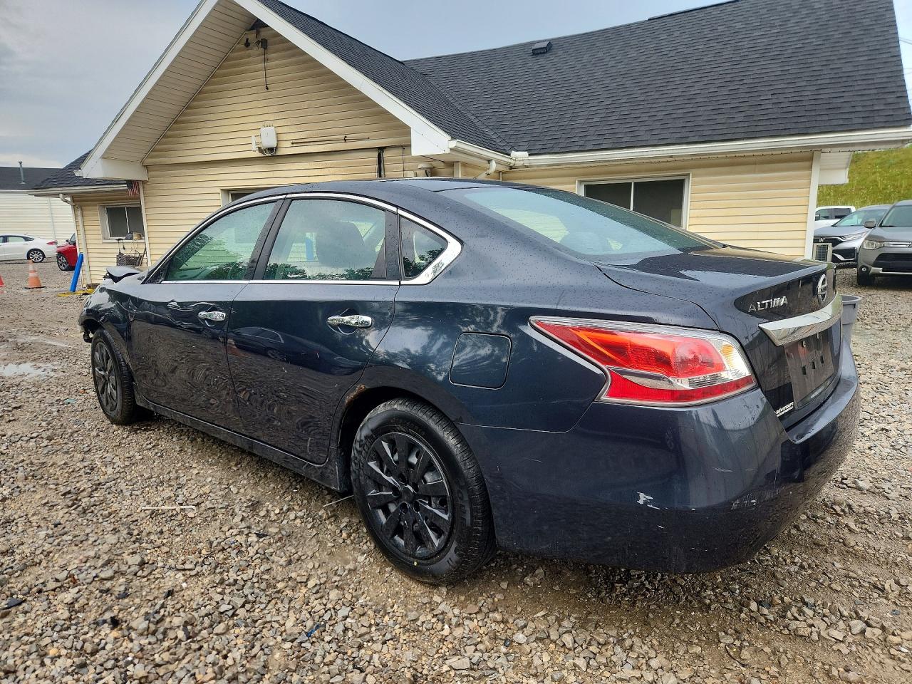 2015 Nissan Altima 2.5 S Charcoal vin: 1N4AL3AP3FN302909