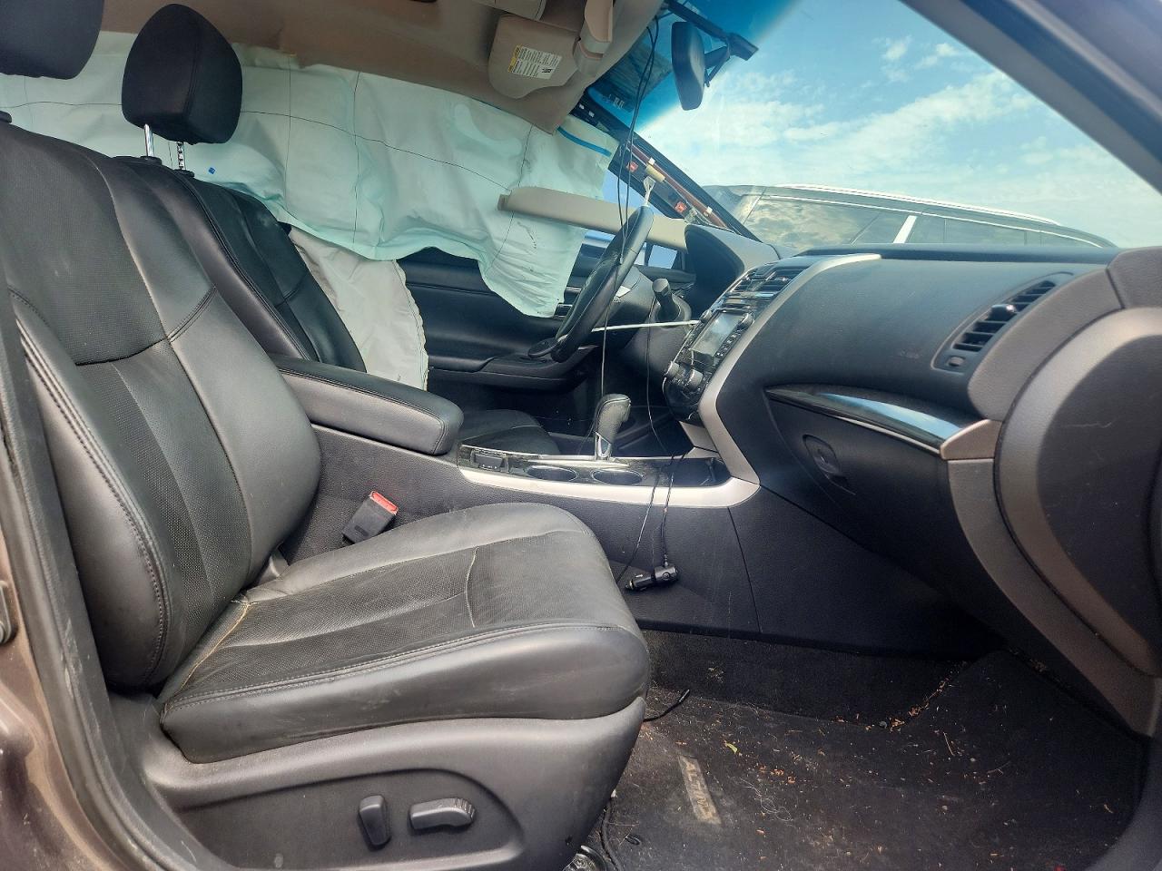 2015 Nissan Altima 2.5 Sl Коричневый vin: 1N4AL3AP3FN303896