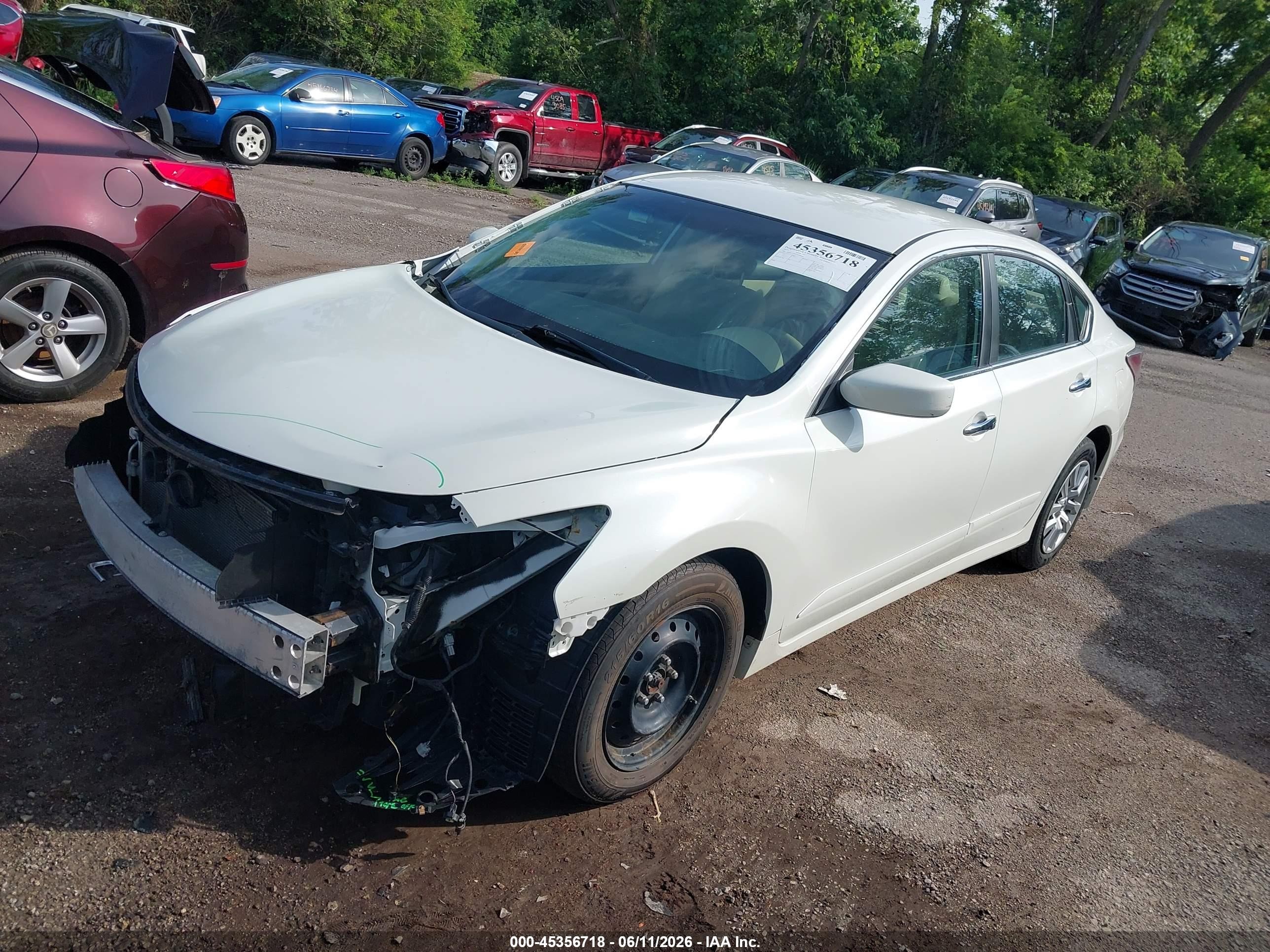 2015 Nissan Altima 2.5 S White vin: 1N4AL3AP3FN308483