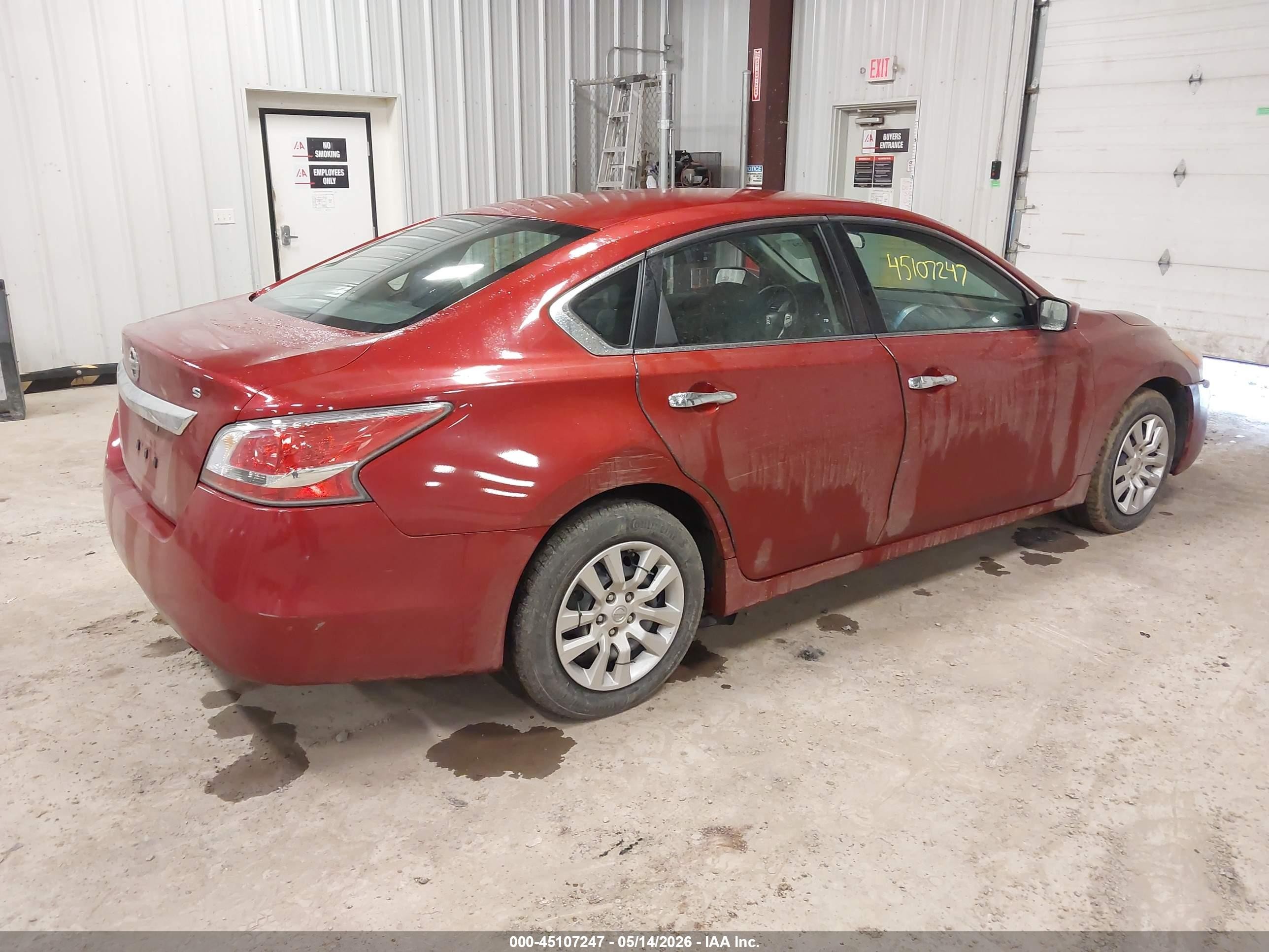 2015 Nissan Altima 2.5 S Red vin: 1N4AL3AP3FN308595