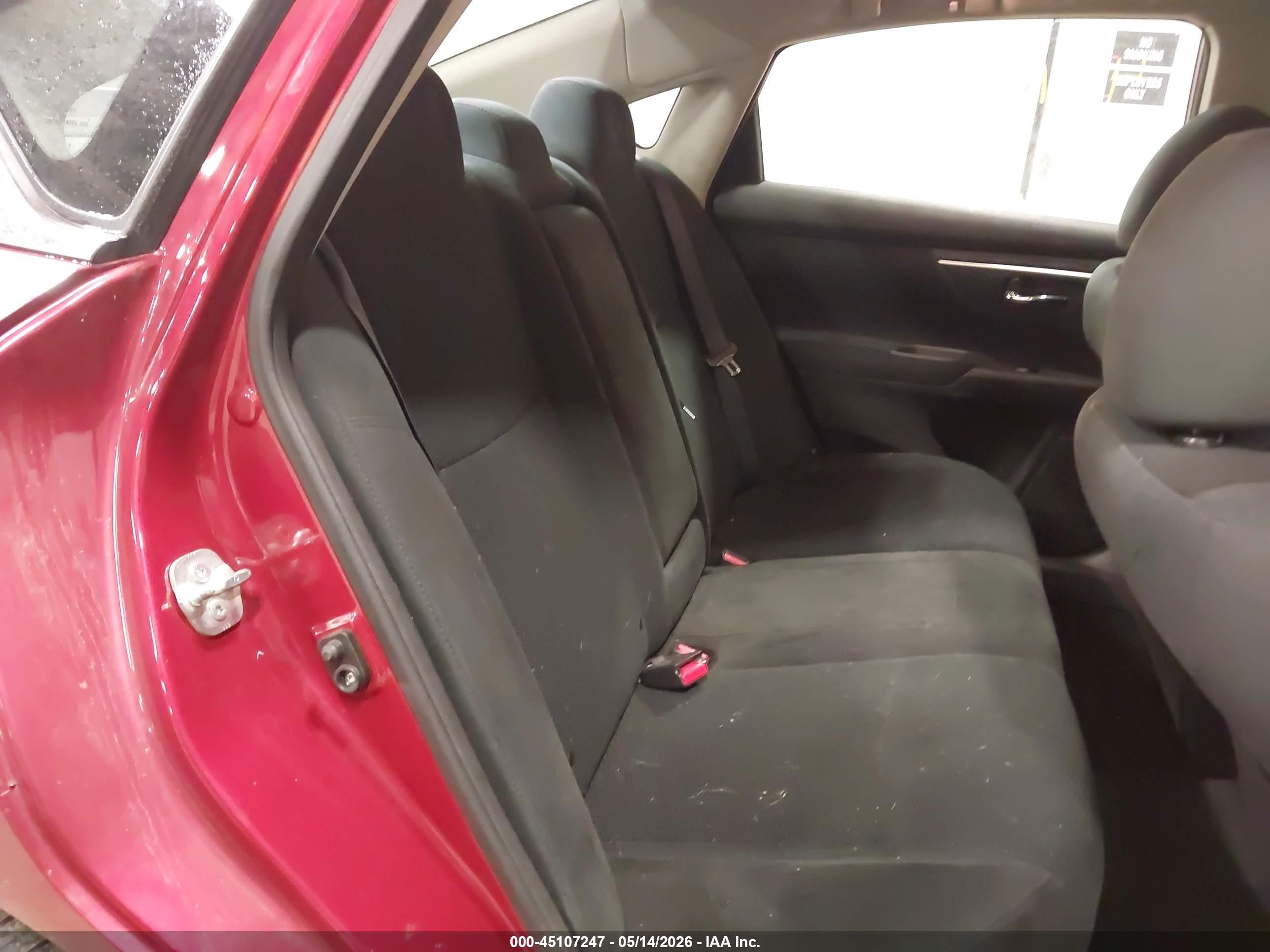 2015 Nissan Altima 2.5 S Red vin: 1N4AL3AP3FN308595