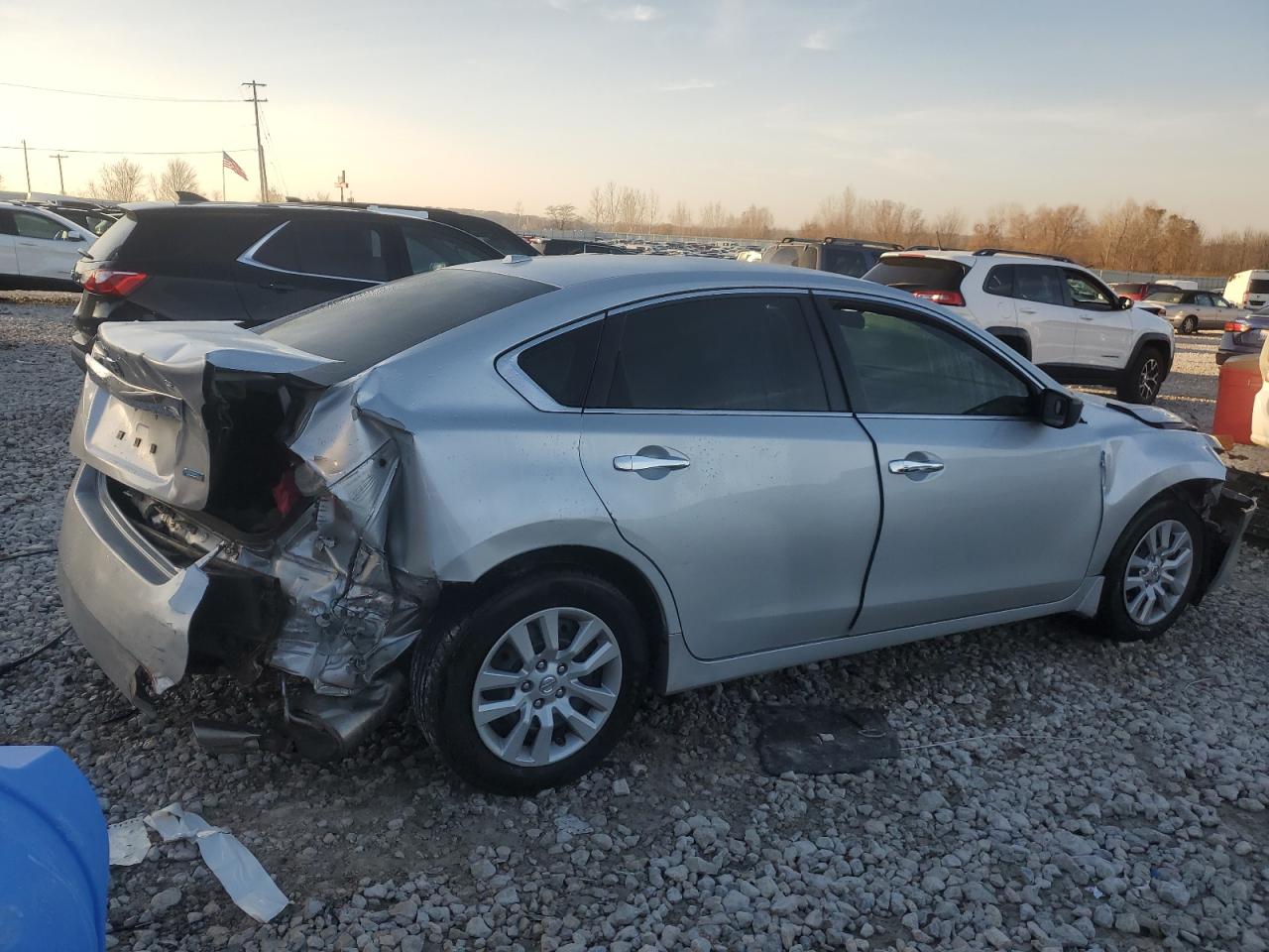 2015 Nissan Altima 2.5 Silver vin: 1N4AL3AP3FN311271
