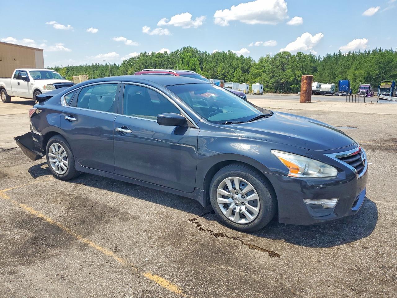 2015 Nissan Altima 2.5 S Charcoal vin: 1N4AL3AP3FN329348