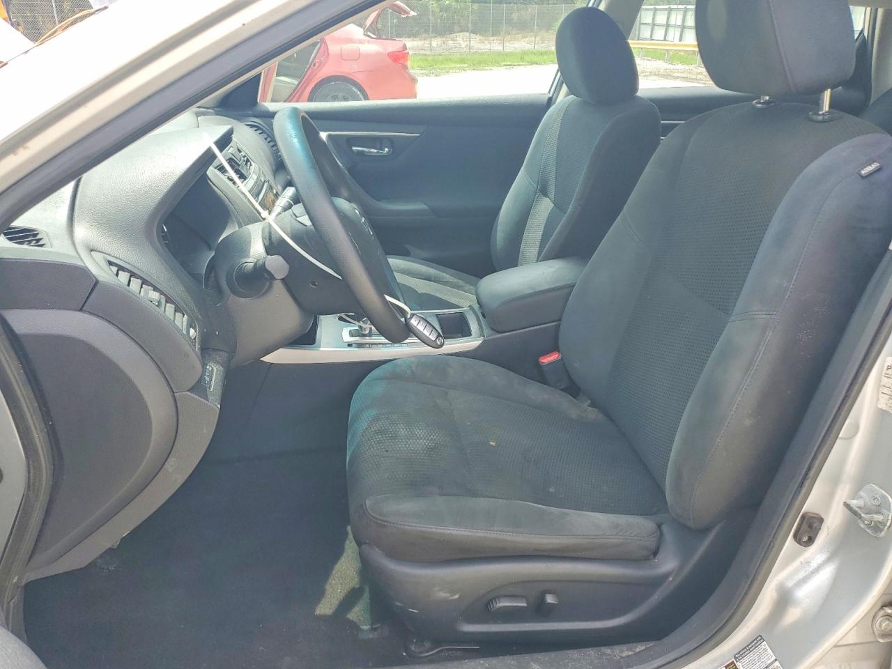 2015 Nissan Altima 2.5 S Серебряный vin: 1N4AL3AP3FN332010