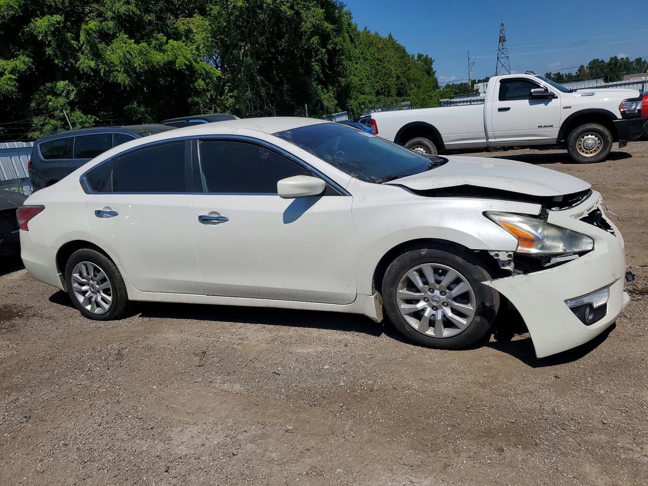 2015 Nissan Altima 2.5 White vin: 1N4AL3AP3FN337174