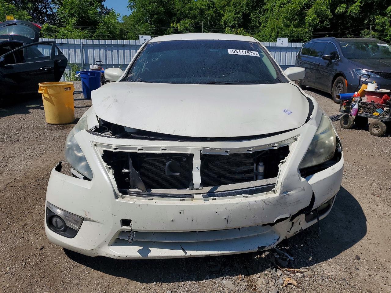 2015 Nissan Altima 2.5 White vin: 1N4AL3AP3FN337174