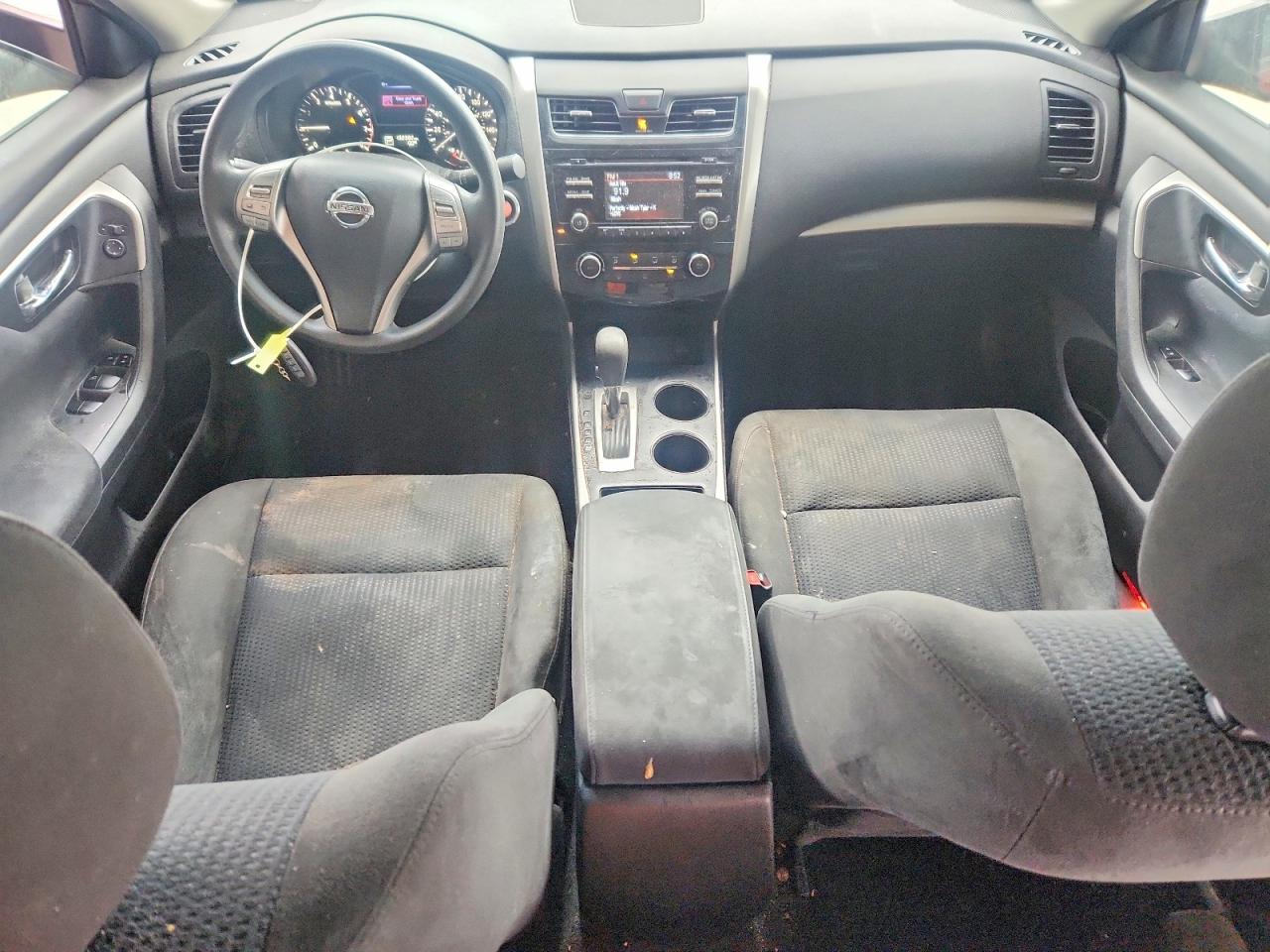 2015 Nissan Altima 2.5 S Burgundy vin: 1N4AL3AP3FN352404