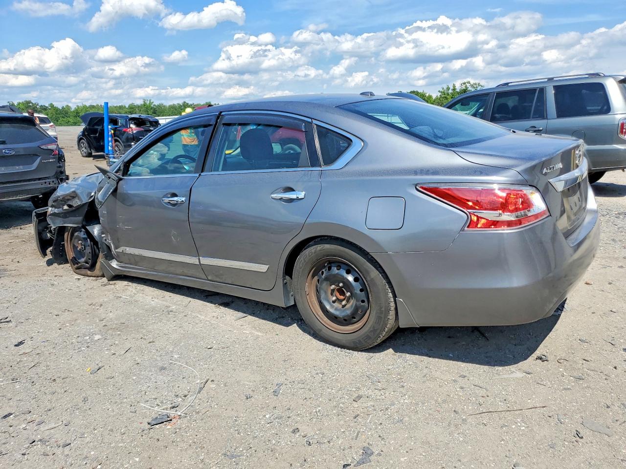 2015 Nissan Altima 2.5 S Gray vin: 1N4AL3AP3FN360518