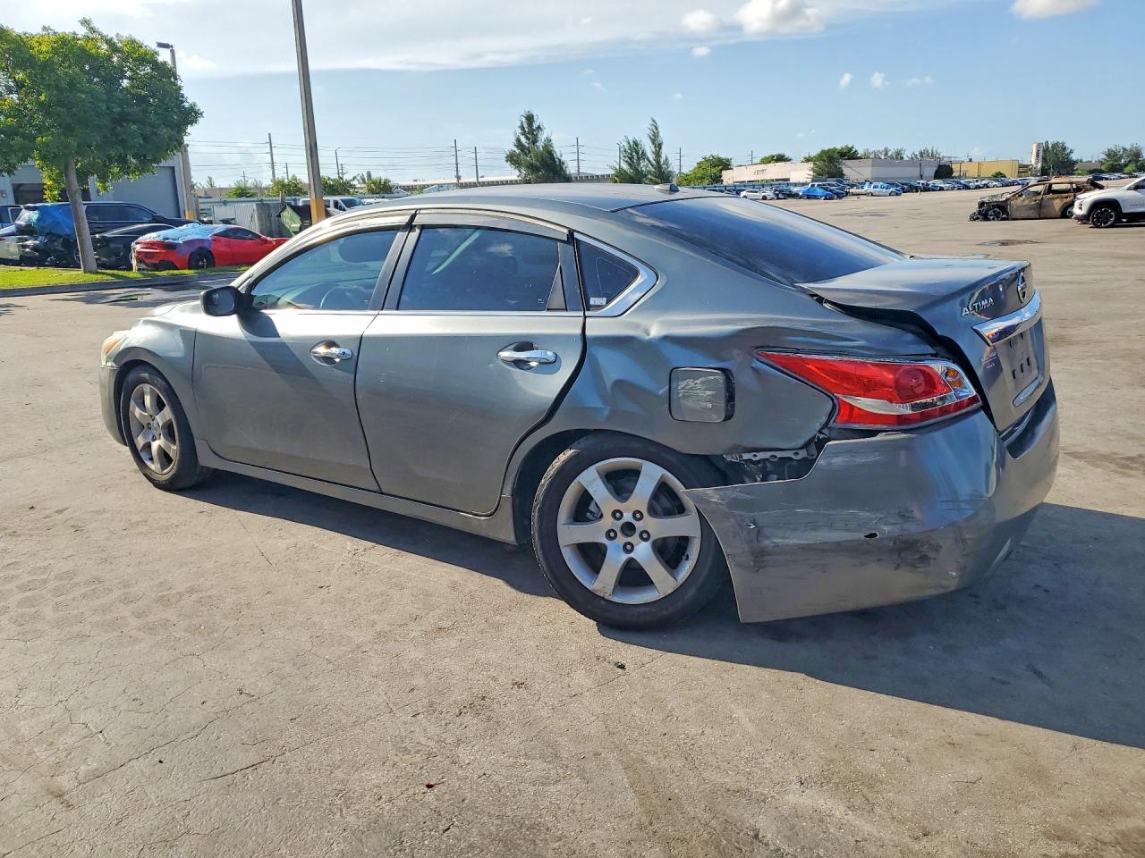 2015 Nissan Altima 2.5 S Gray vin: 1N4AL3AP3FN366237