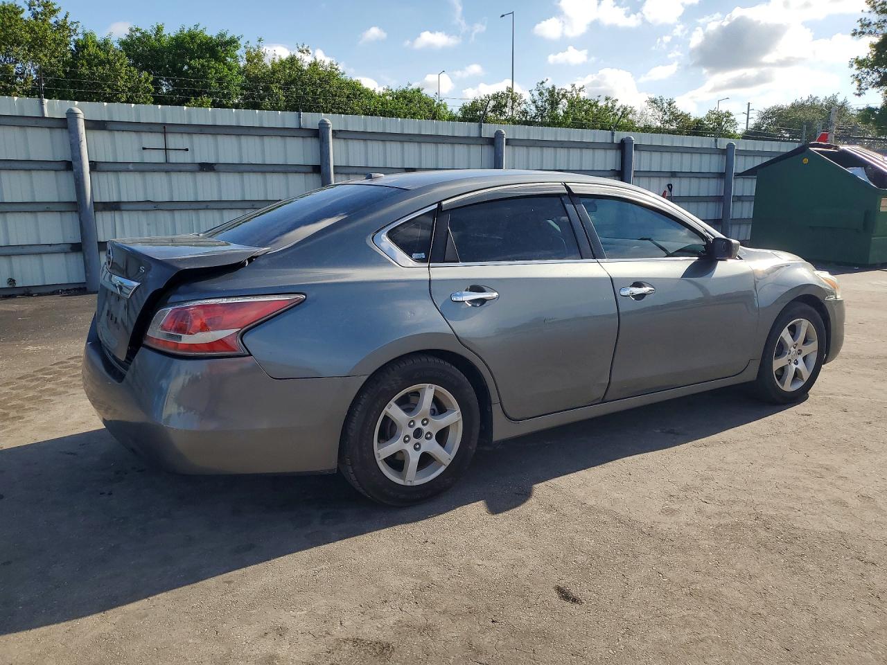 2015 Nissan Altima 2.5 S Gray vin: 1N4AL3AP3FN366237