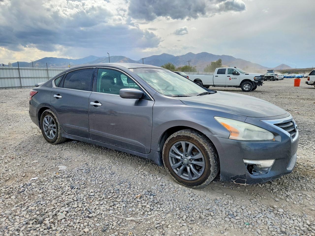 2015 Nissan Altima 2.5 S Gray vin: 1N4AL3AP3FN374287