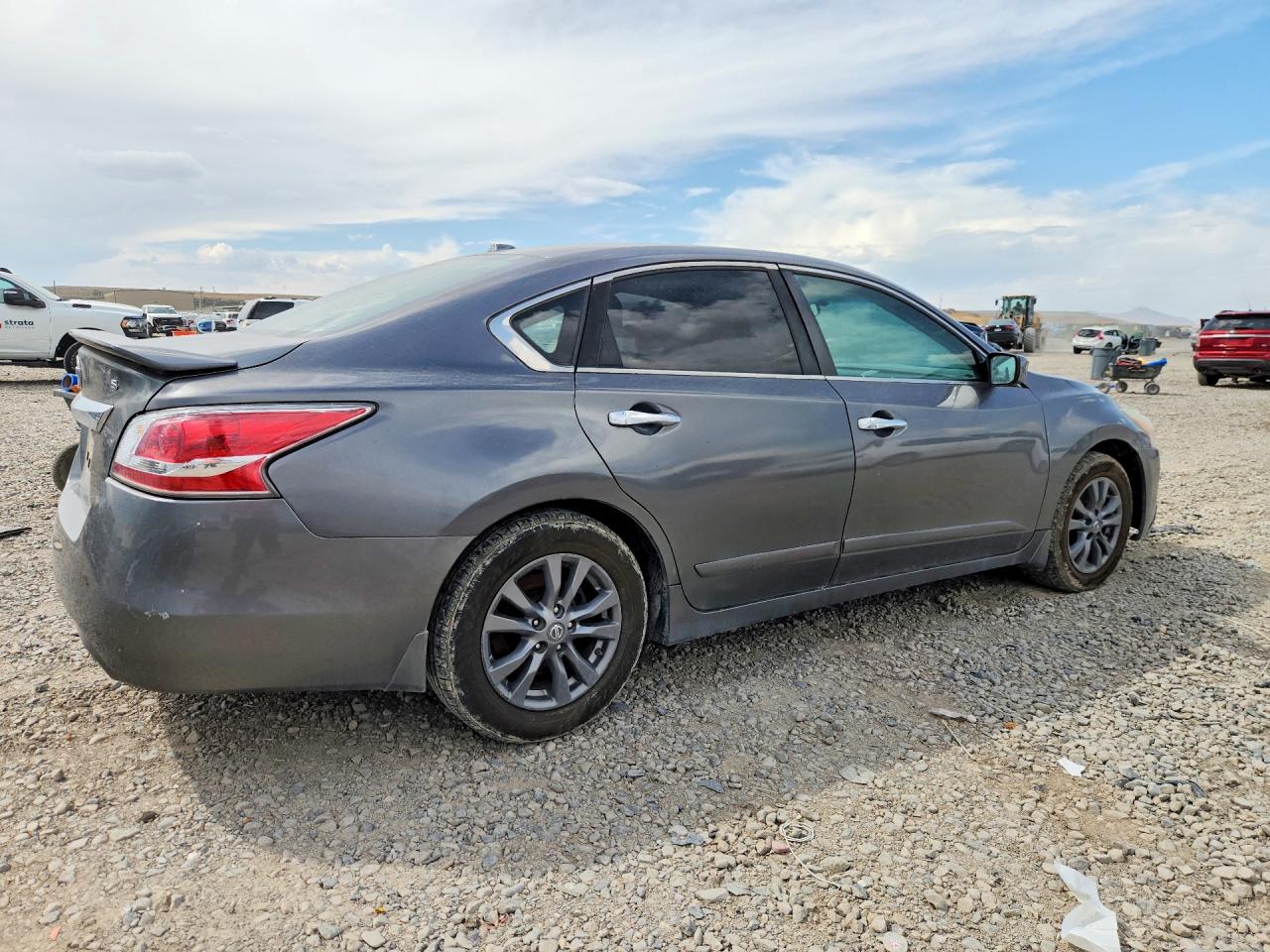 2015 Nissan Altima 2.5 S Gray vin: 1N4AL3AP3FN374287