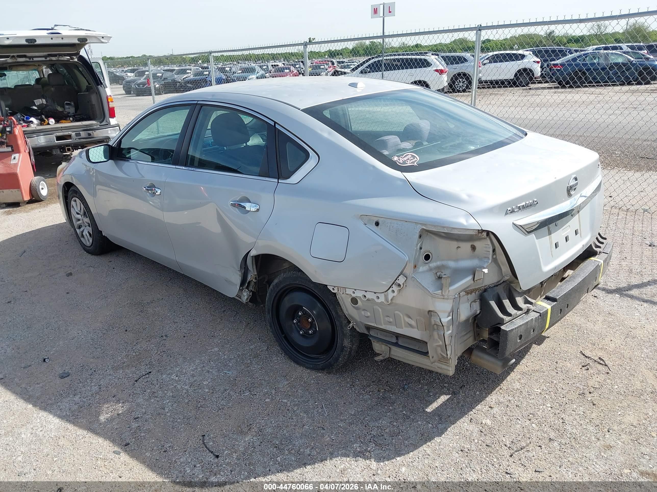 2015 Nissan Altima 2.5/2.5 S/2.5 Sl/2.5 Sv Серебряный vin: 1N4AL3AP3FN379053