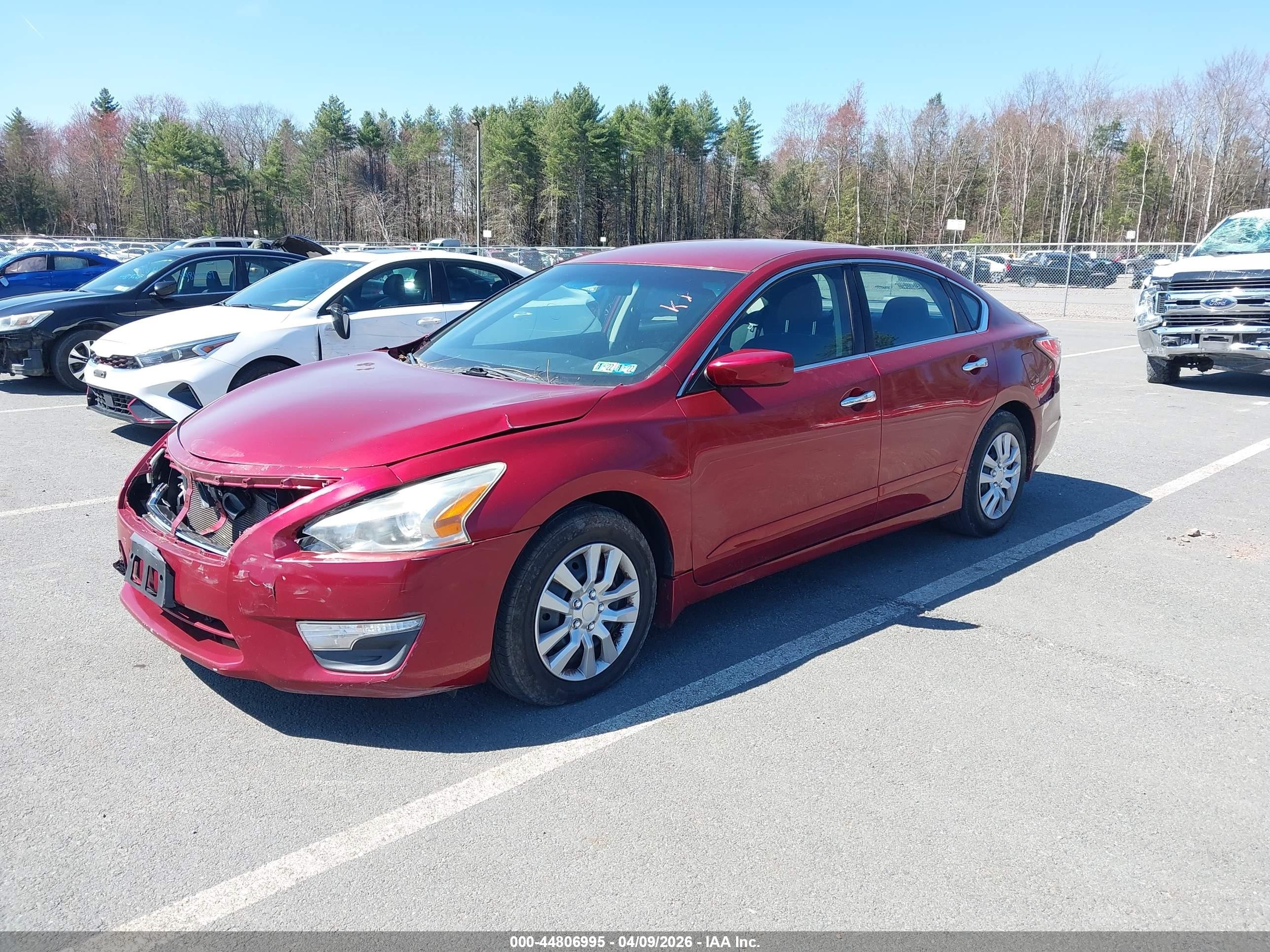 2015 Nissan Altima 2.5 S Maroon vin: 1N4AL3AP3FN380011