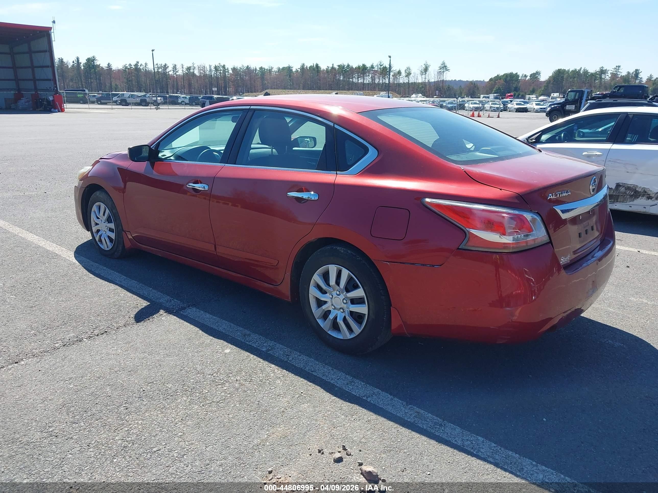 2015 Nissan Altima 2.5 S Maroon vin: 1N4AL3AP3FN380011