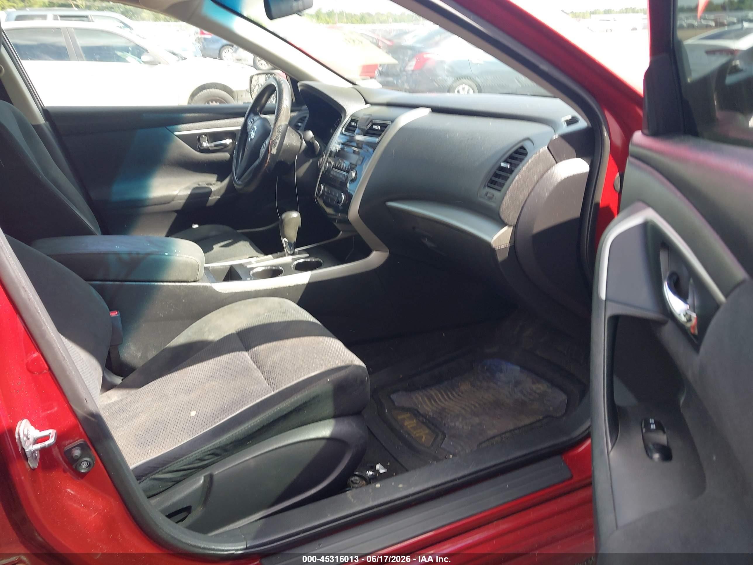 2015 Nissan Altima 2.5/2.5 S/2.5 Sl/2.5 Sv Red vin: 1N4AL3AP3FN381854