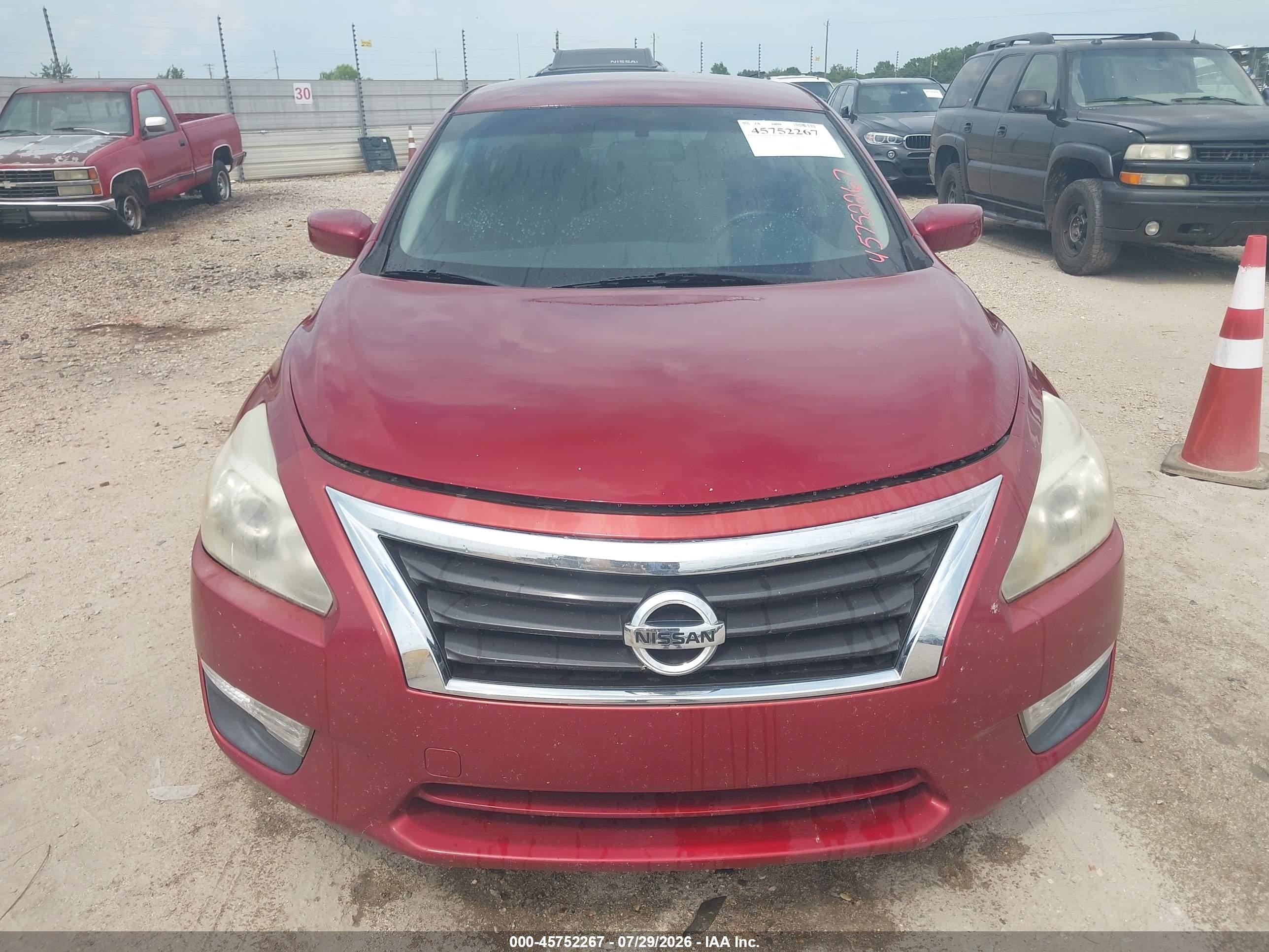 2015 Nissan Altima 2.5 S Red vin: 1N4AL3AP3FN394118