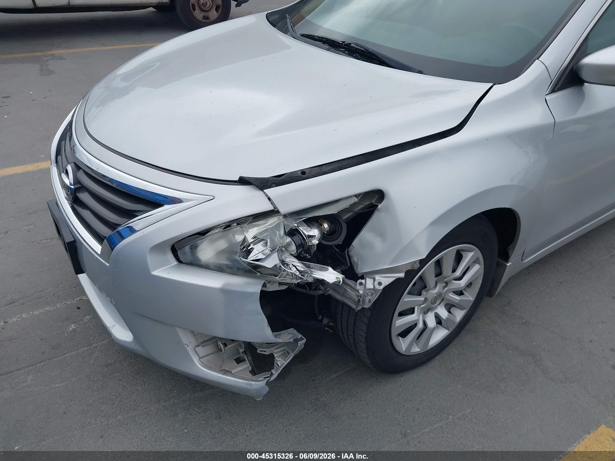 2015 Nissan Altima 2.5 S Серый vin: 1N4AL3AP3FN395737