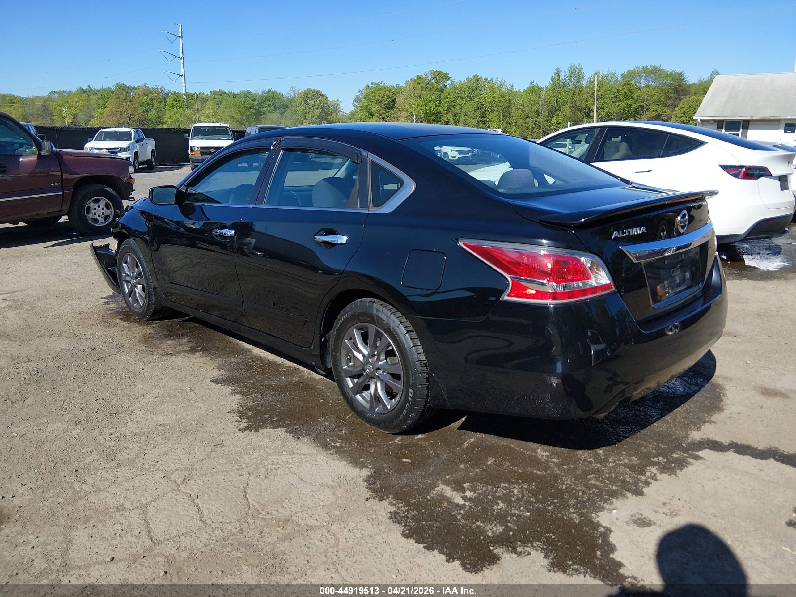 2015 Nissan Altima 2.5 S Black vin: 1N4AL3AP3FN397570