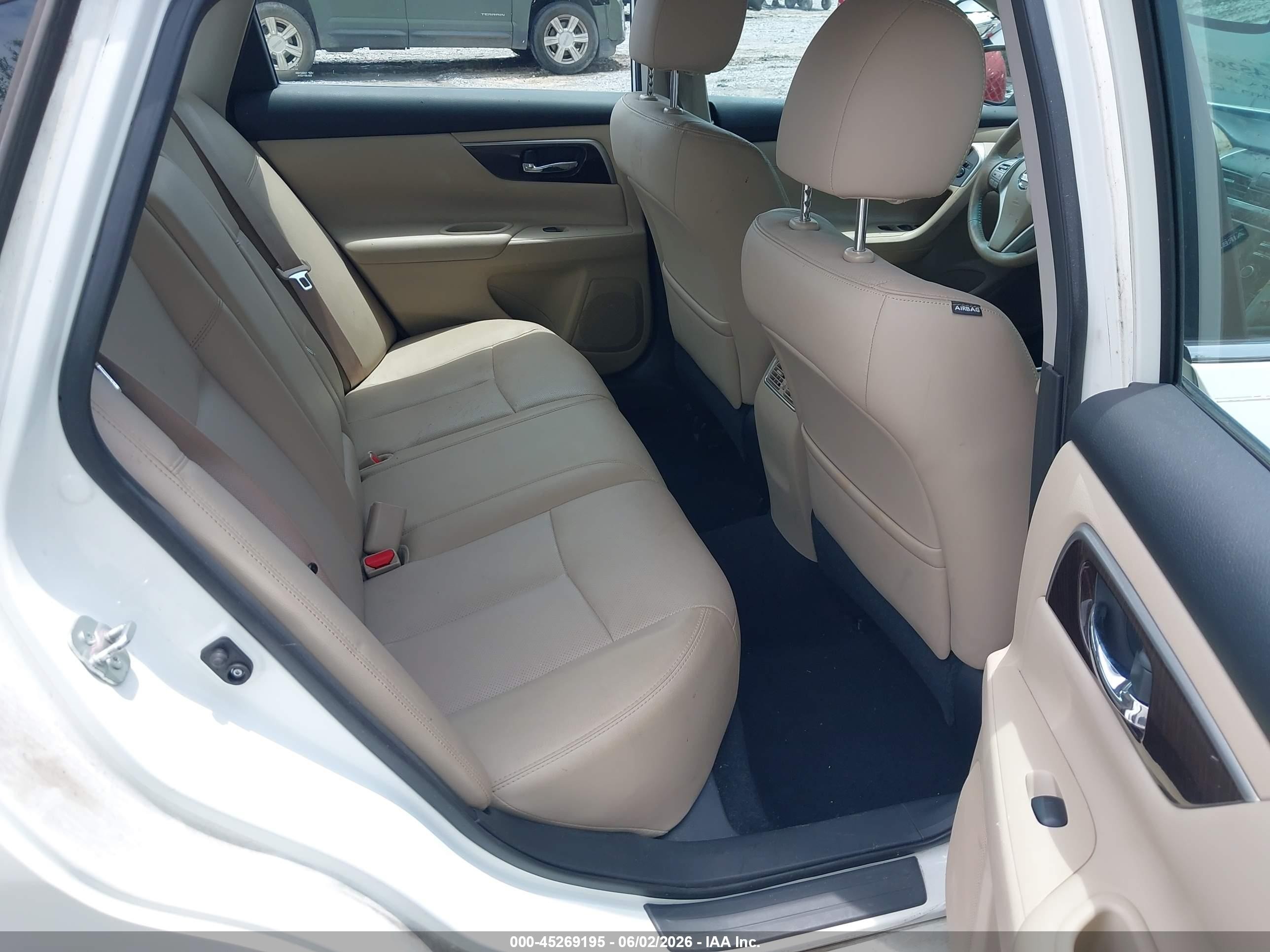 2015 Nissan Altima 2.5 Sl White vin: 1N4AL3AP3FN403433