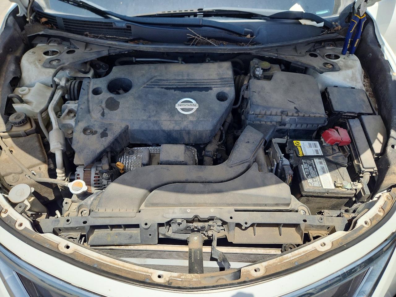 2015 Nissan Altima 2.5 S White vin: 1N4AL3AP3FN403769