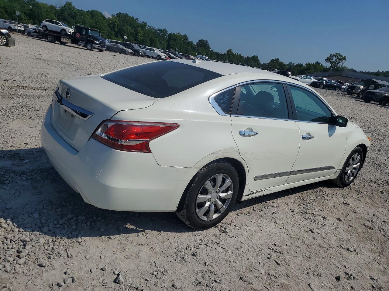 2015 Nissan Altima White vin: 1N4AL3AP3FN861781
