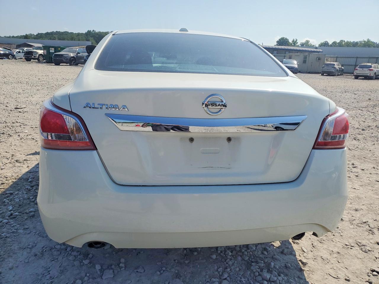2015 Nissan Altima White vin: 1N4AL3AP3FN861781