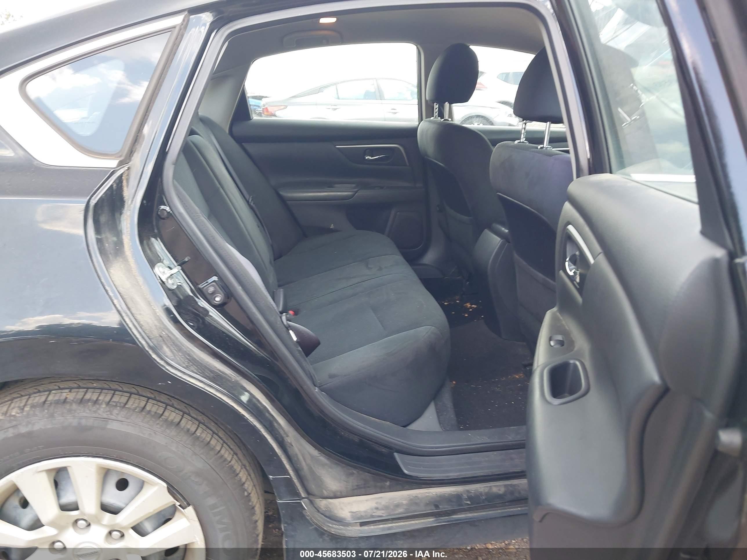 2015 Nissan Altima 2.5 S Black vin: 1N4AL3AP3FN880542