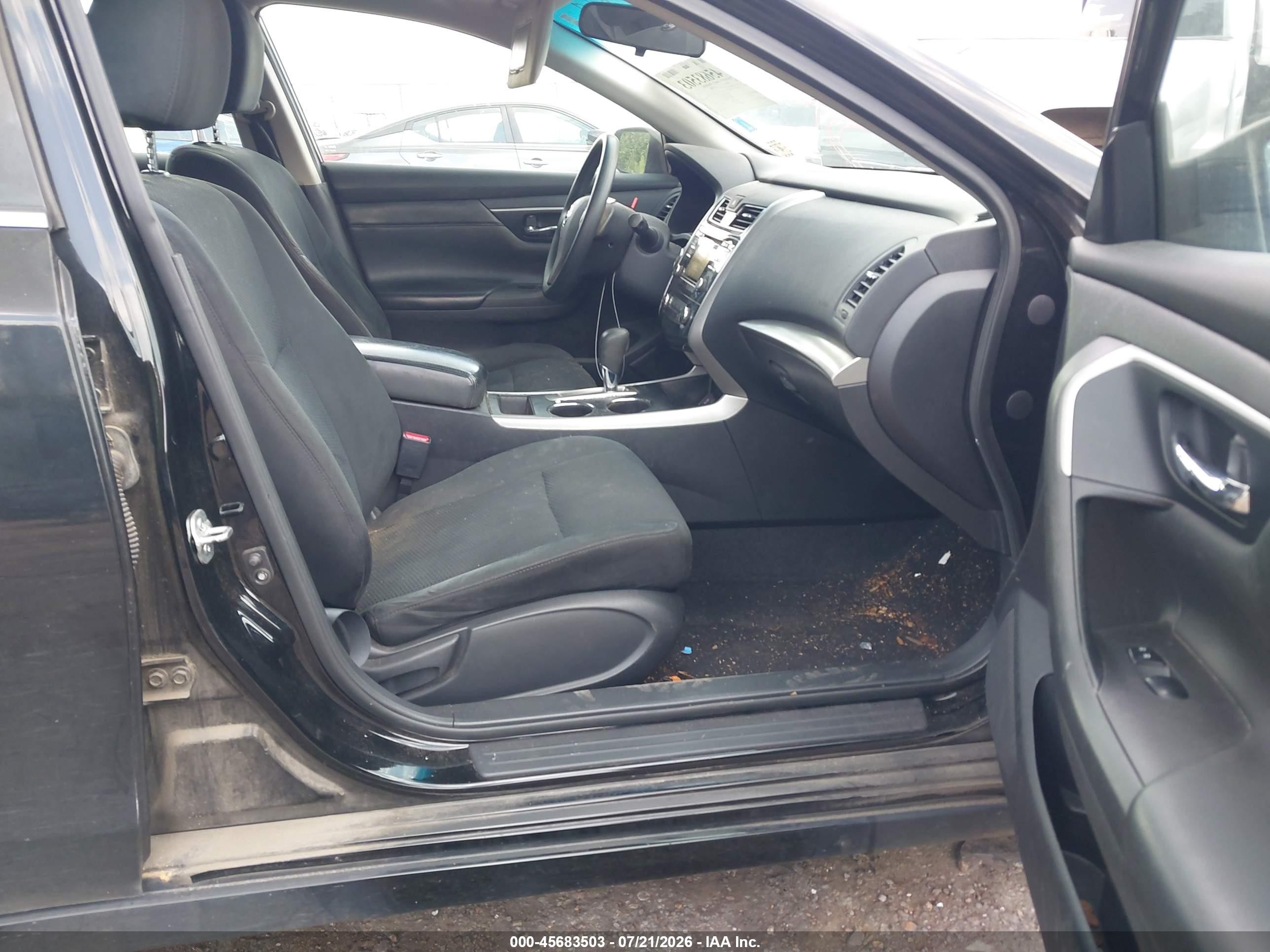 2015 Nissan Altima 2.5 S Black vin: 1N4AL3AP3FN880542