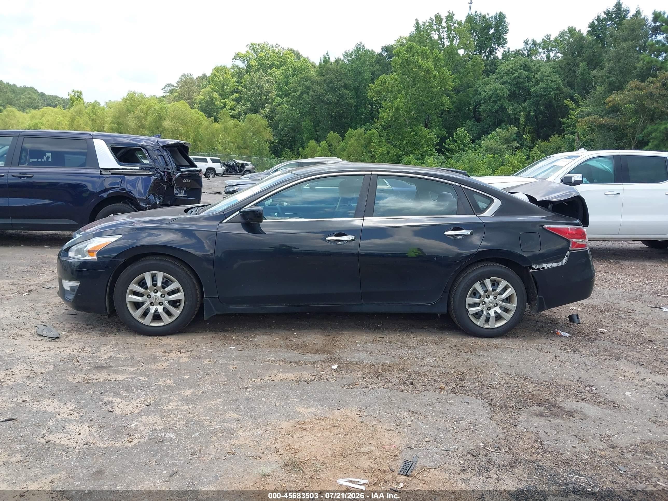 2015 Nissan Altima 2.5 S Black vin: 1N4AL3AP3FN880542