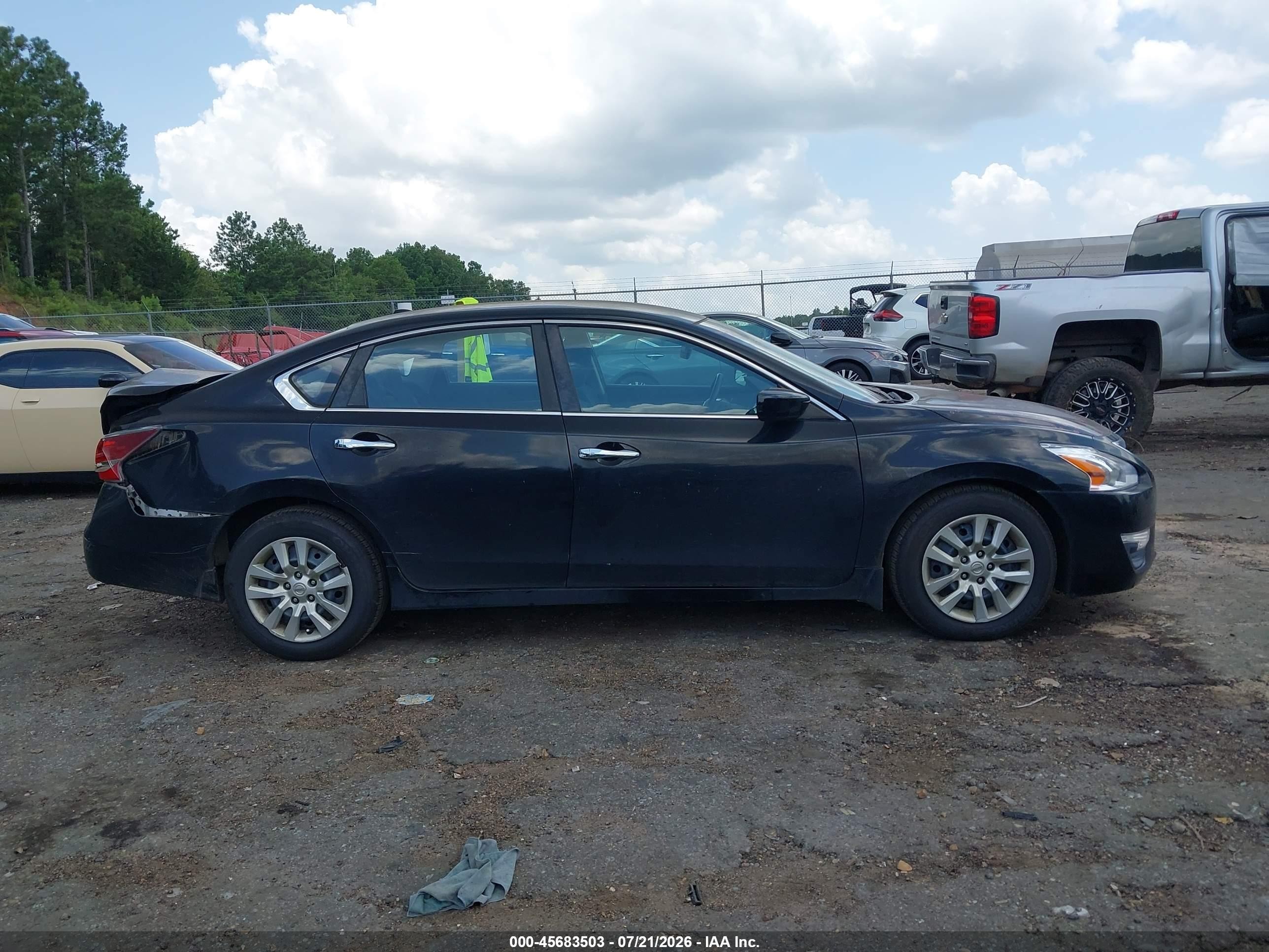2015 Nissan Altima 2.5 S Black vin: 1N4AL3AP3FN880542
