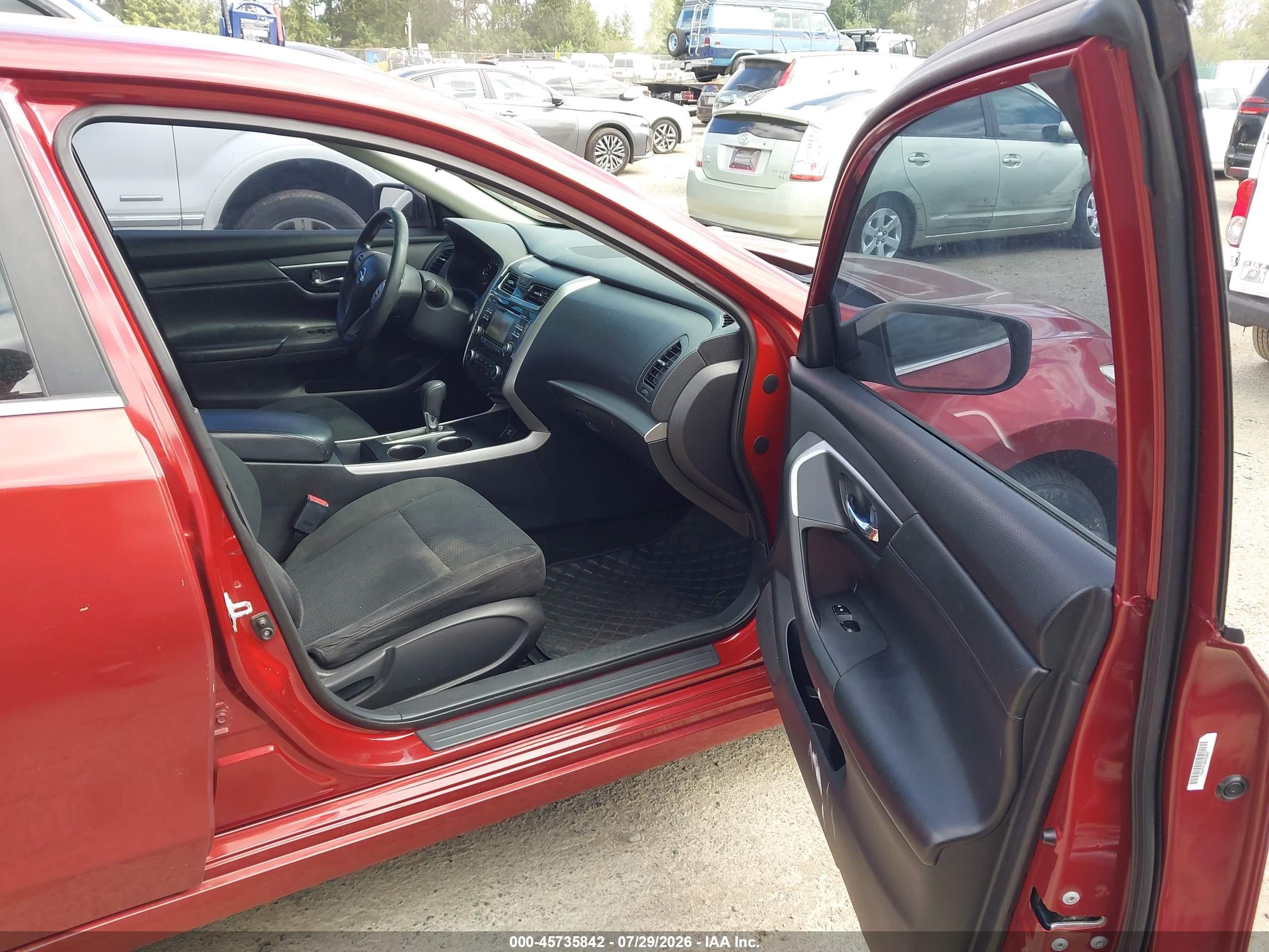 2015 Nissan Altima 2.5/2.5 S/2.5 Sl/2.5 Sv Red vin: 1N4AL3AP3FN886020