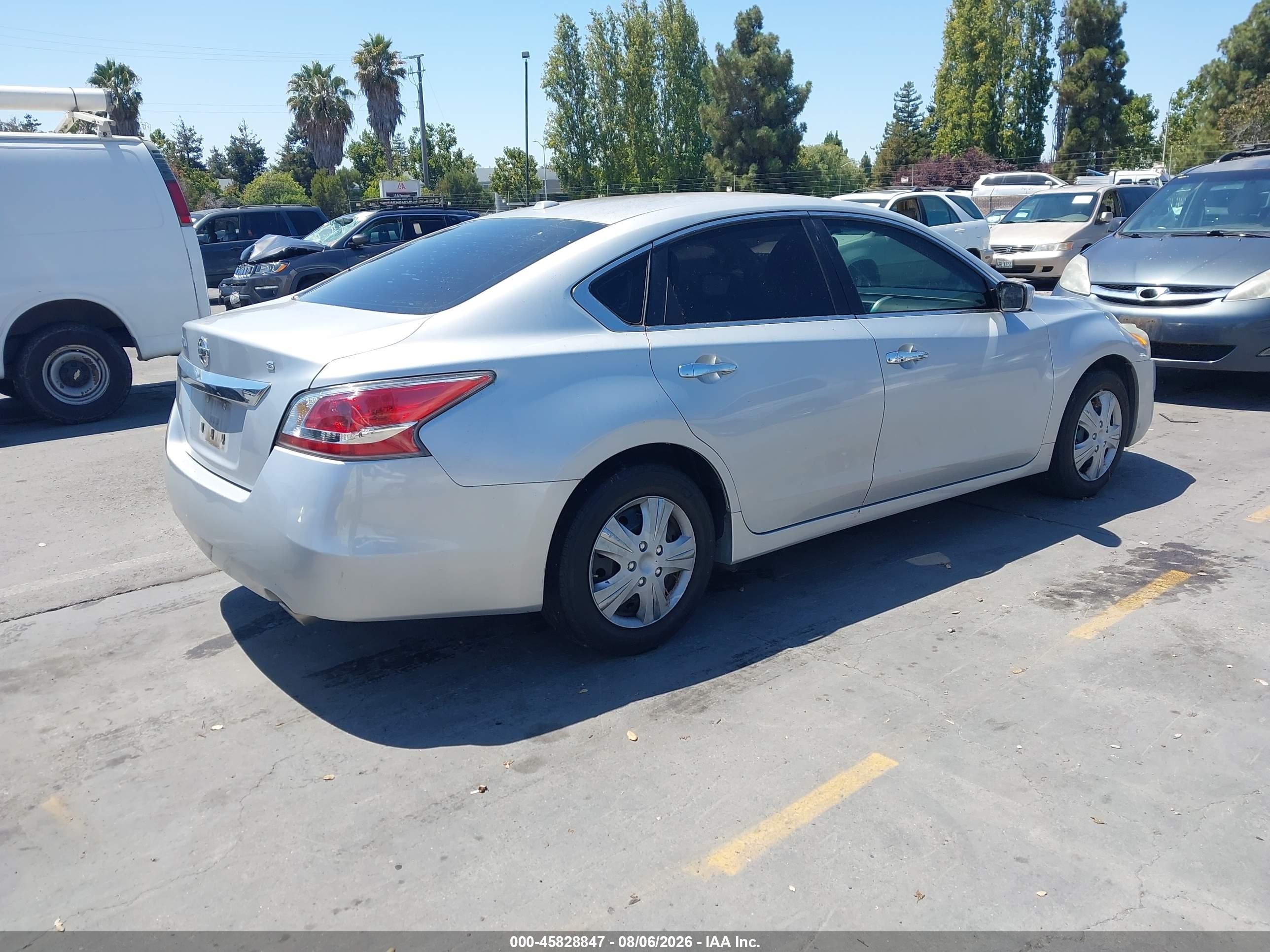2015 Nissan Altima 2.5/2.5 S/2.5 Sl/2.5 Sv Silver vin: 1N4AL3AP3FN890391