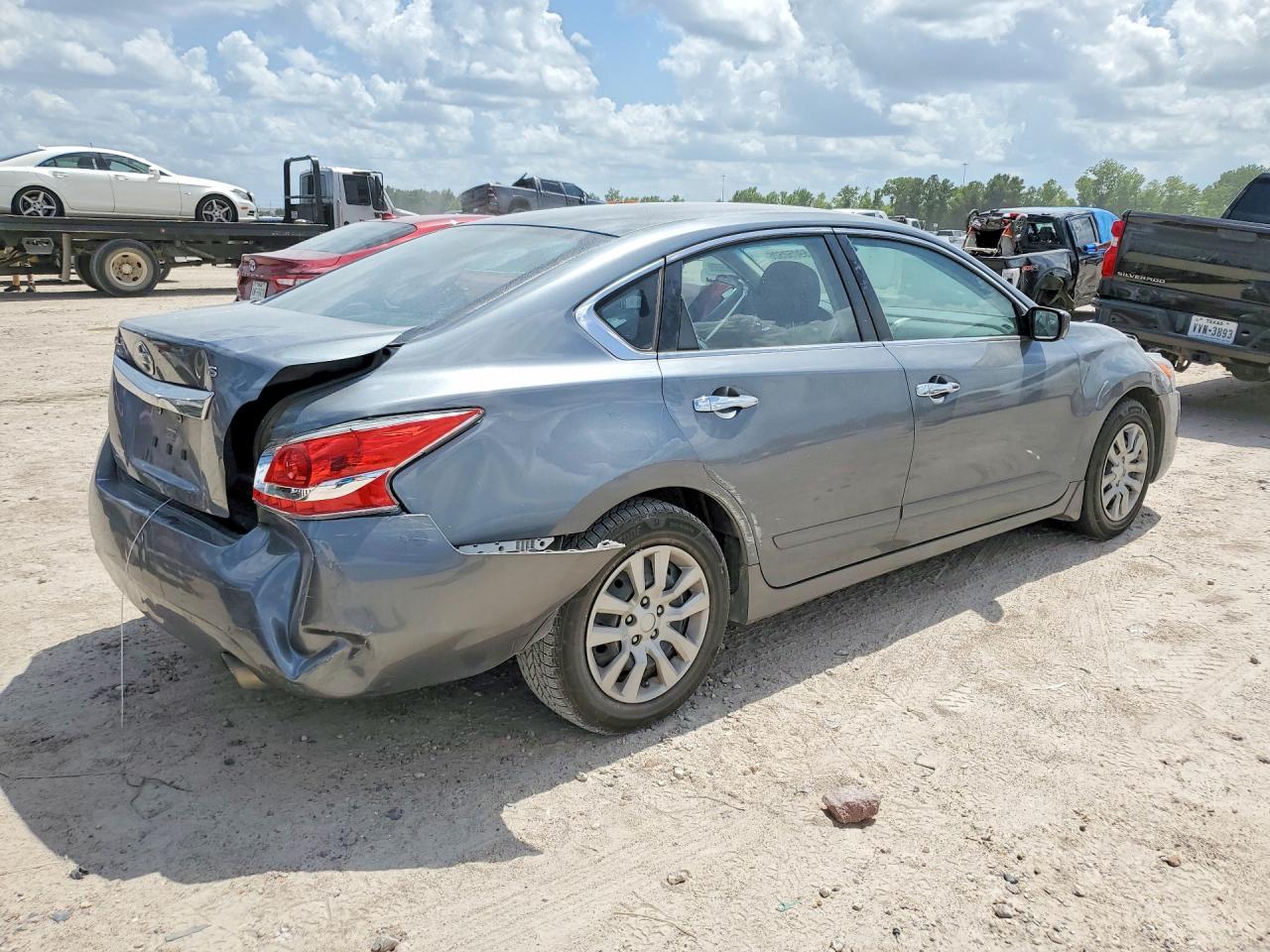 2015 Nissan Altima 2.5 S Gray vin: 1N4AL3AP3FN900093