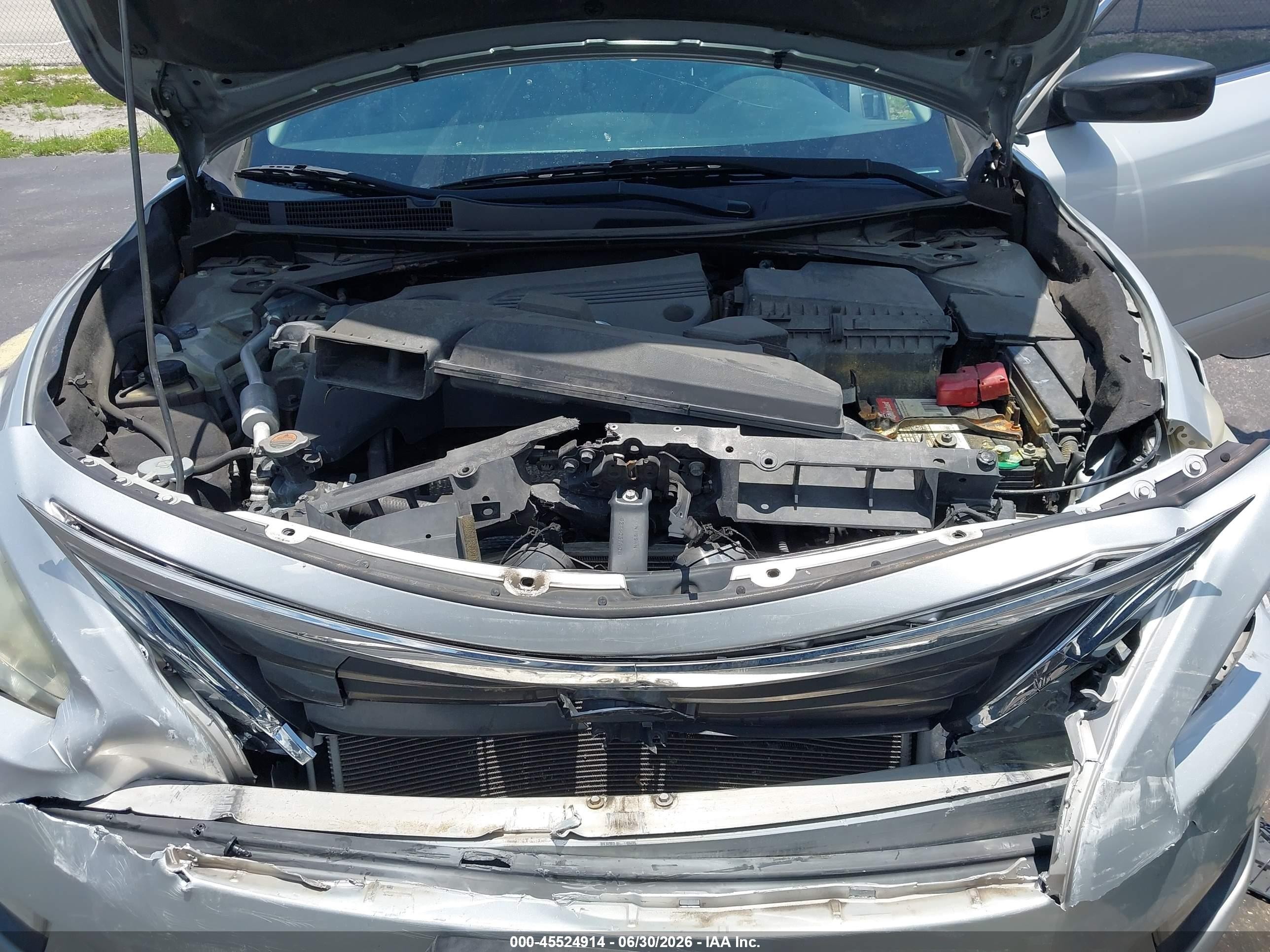 2015 Nissan Altima 2.5 S Silver vin: 1N4AL3AP3FN903611