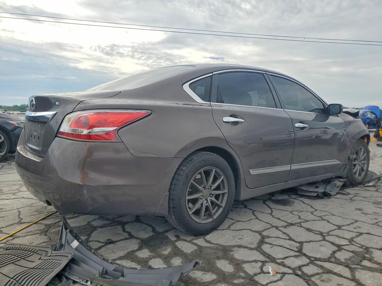 2015 Nissan Altima 2.5 S Brown vin: 1N4AL3AP3FN904581