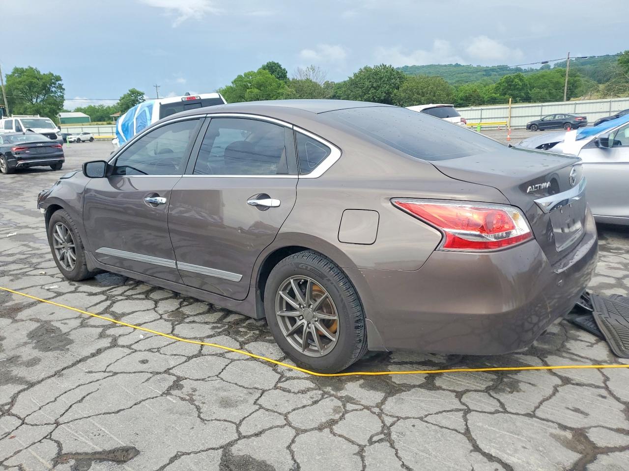 2015 Nissan Altima 2.5 S Brown vin: 1N4AL3AP3FN904581