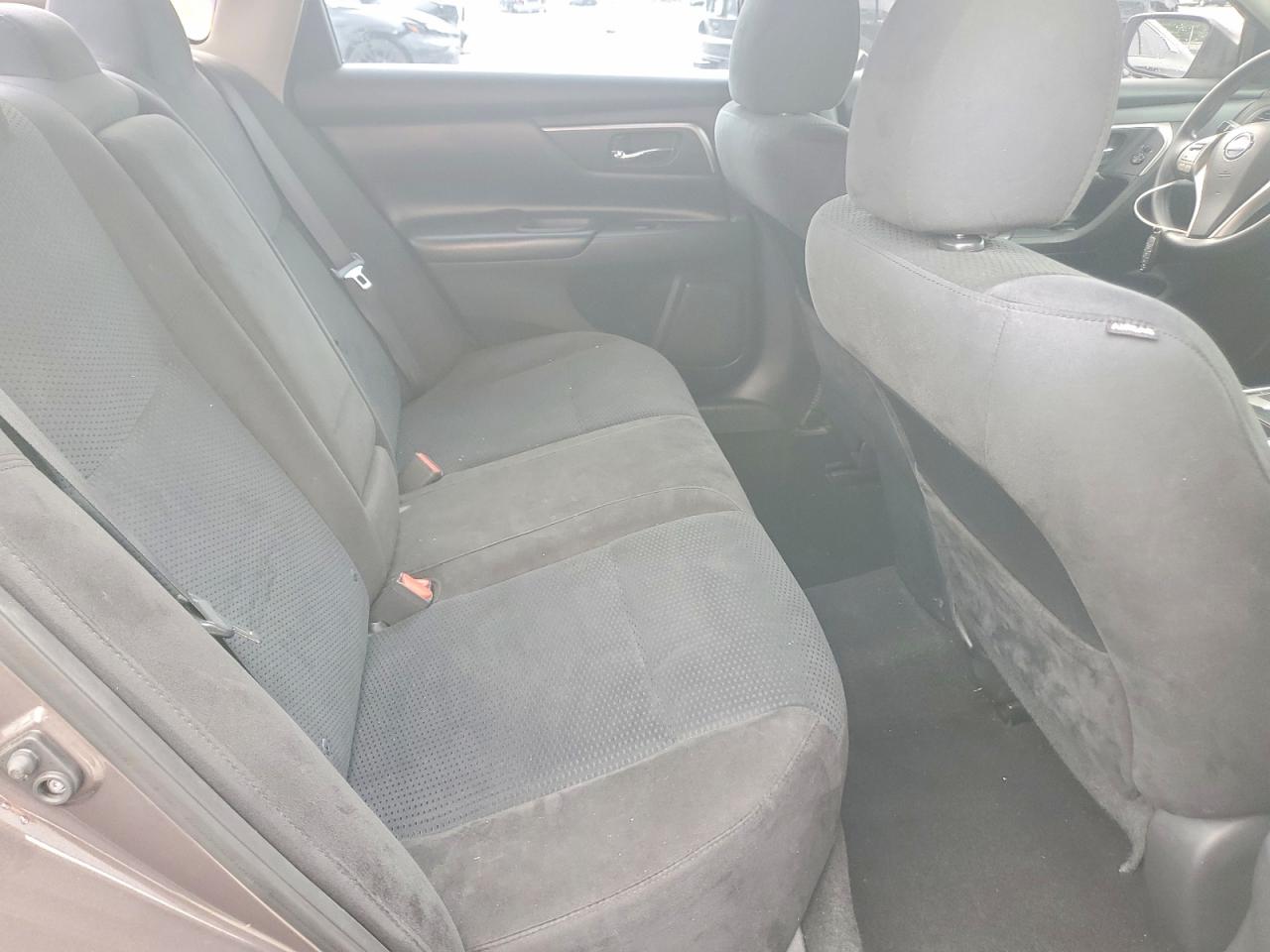 2015 Nissan Altima 2.5 S Brown vin: 1N4AL3AP3FN904581