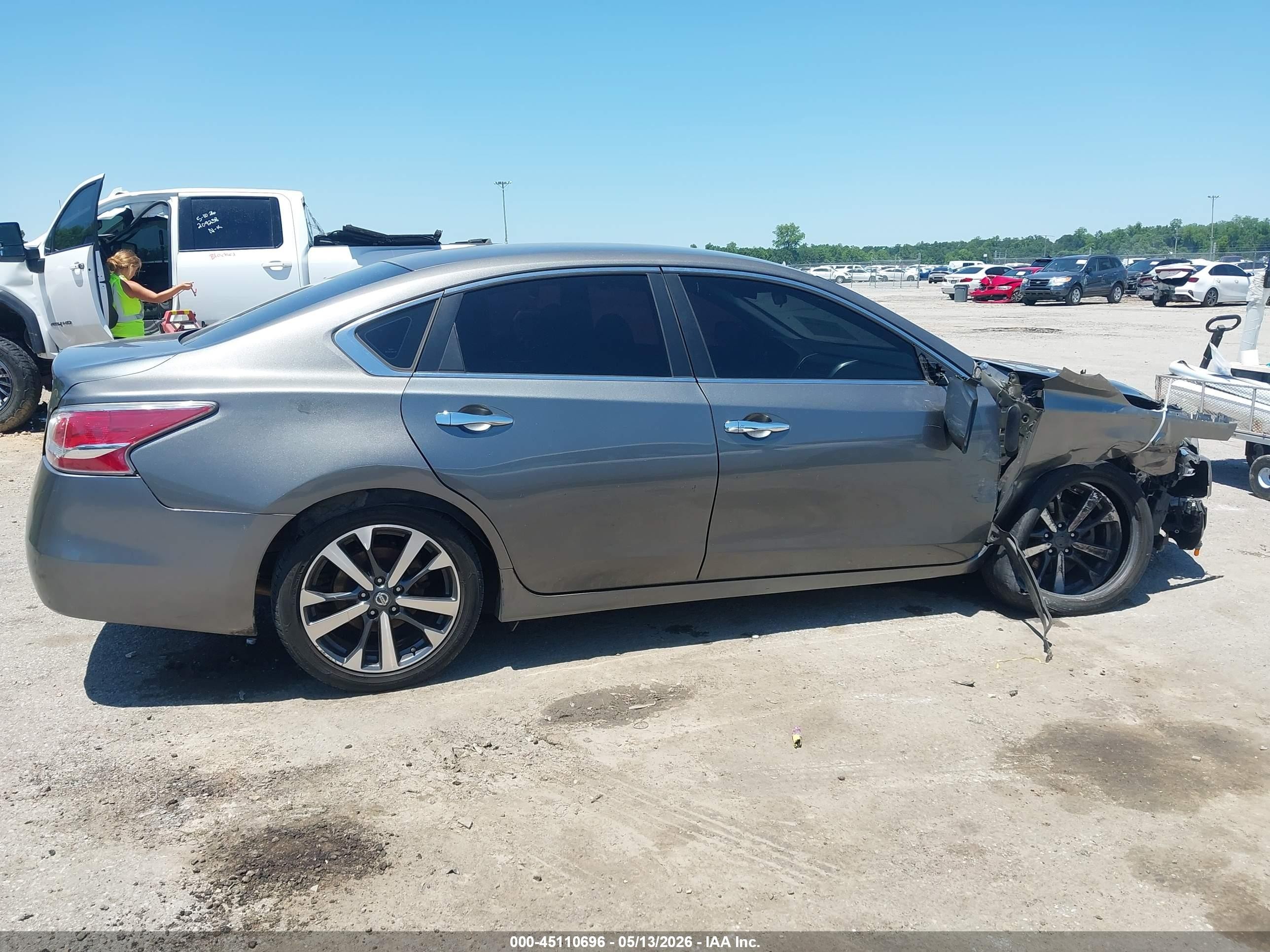 2015 Nissan Altima 2.5/2.5 S/2.5 Sl/2.5 Sv Gray vin: 1N4AL3AP3FN918688