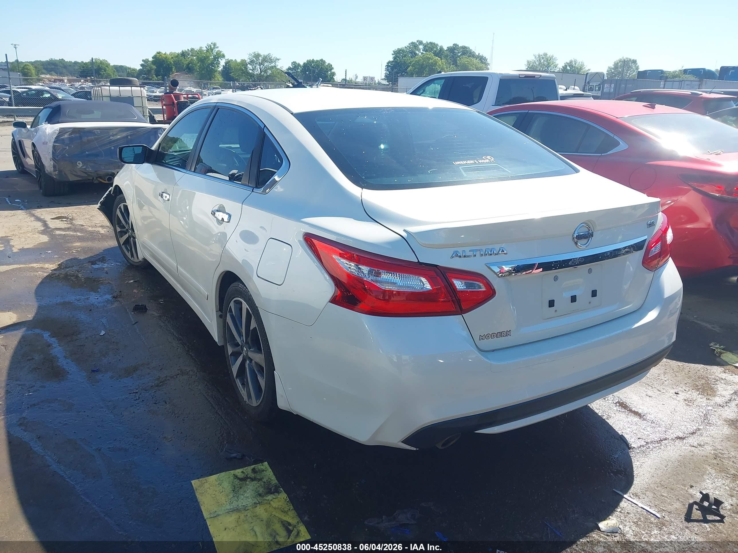 2016 Nissan Altima 2.5 Sr White vin: 1N4AL3AP3GC211829