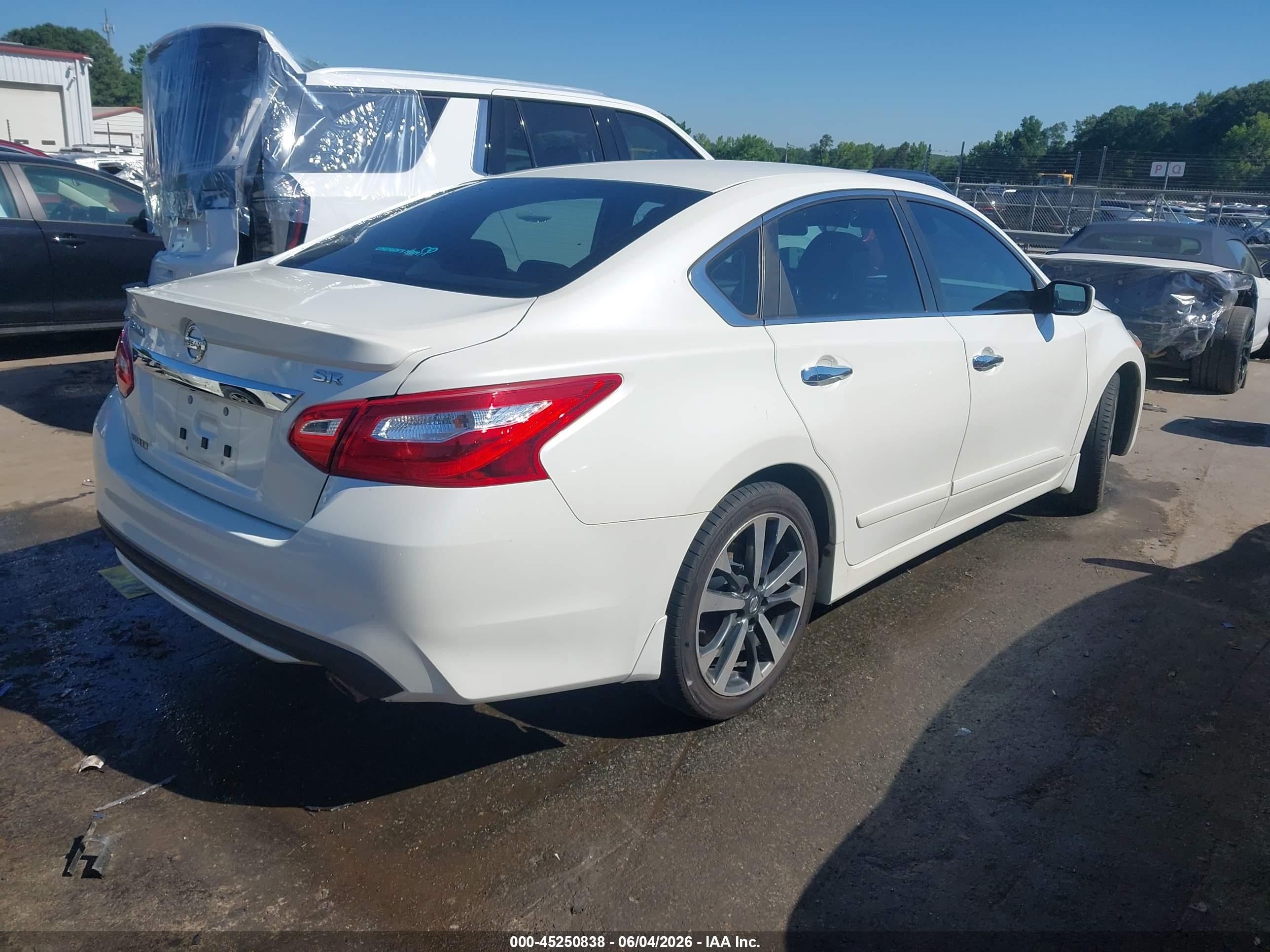 2016 Nissan Altima 2.5 Sr White vin: 1N4AL3AP3GC211829