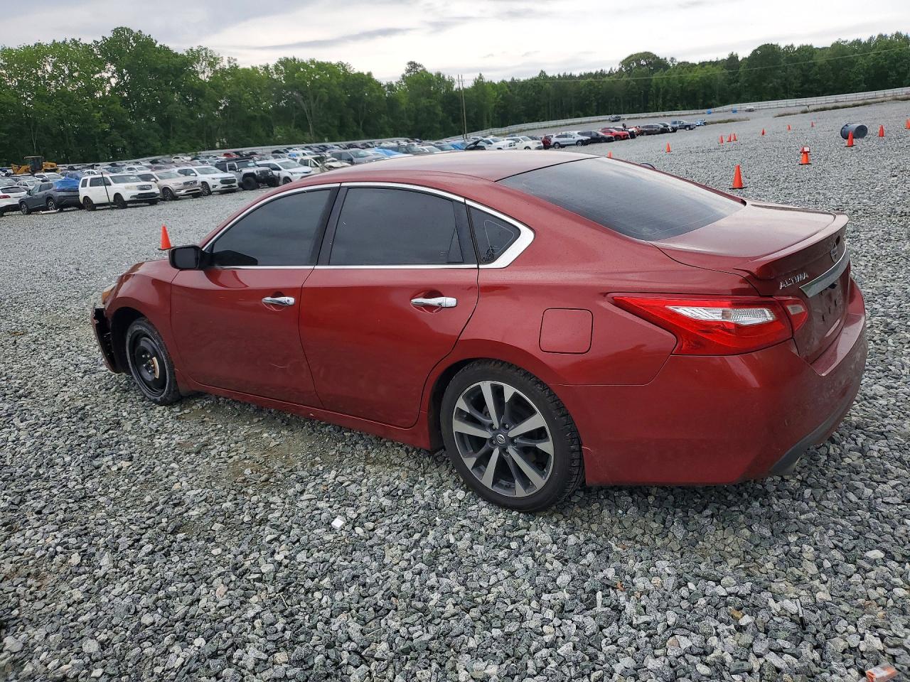 2016 Nissan Altima 2.5 Sr Красный vin: 1N4AL3AP3GC220885