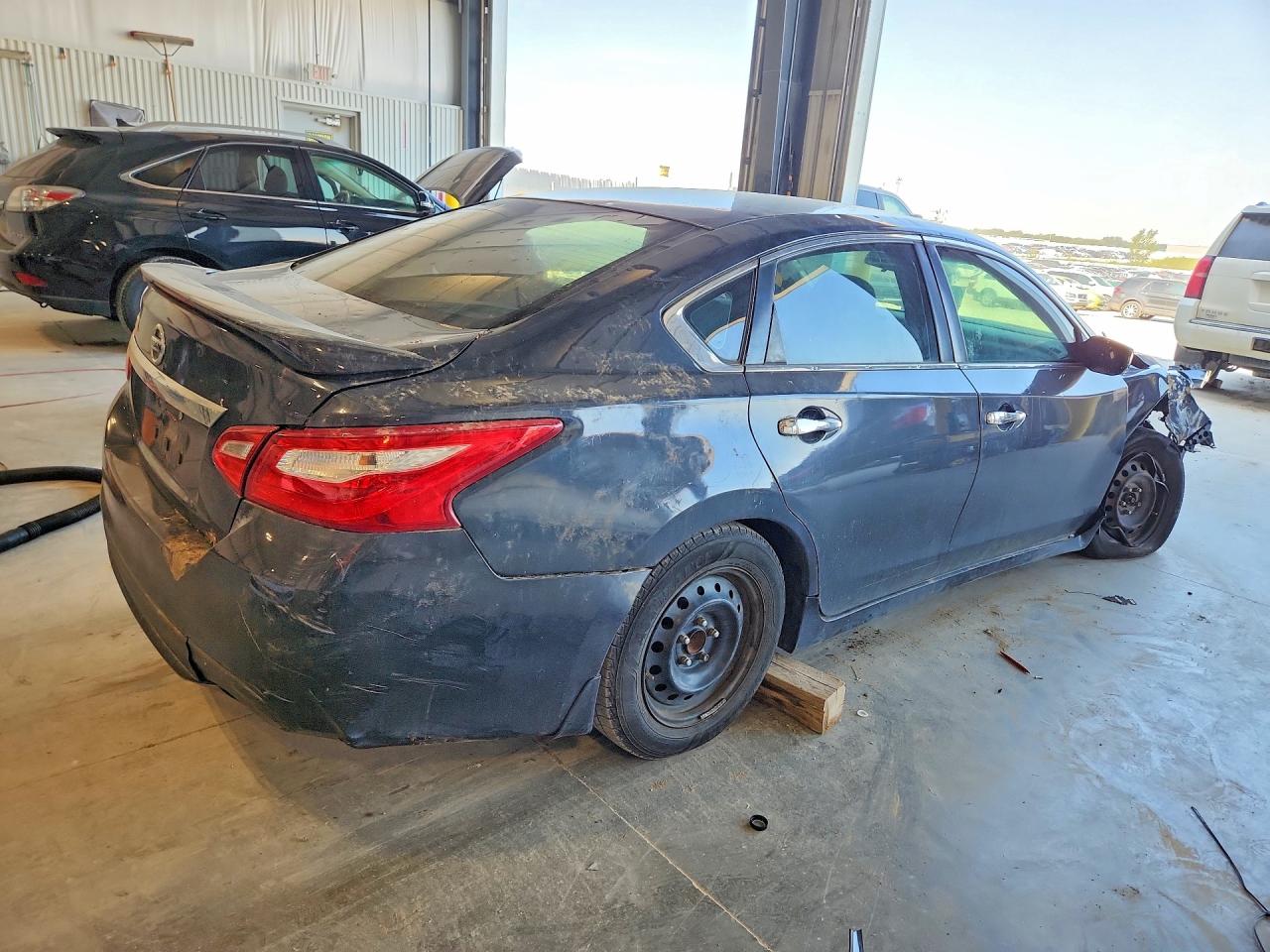 2016 Nissan Altima 2.5 S Black vin: 1N4AL3AP3GC283789