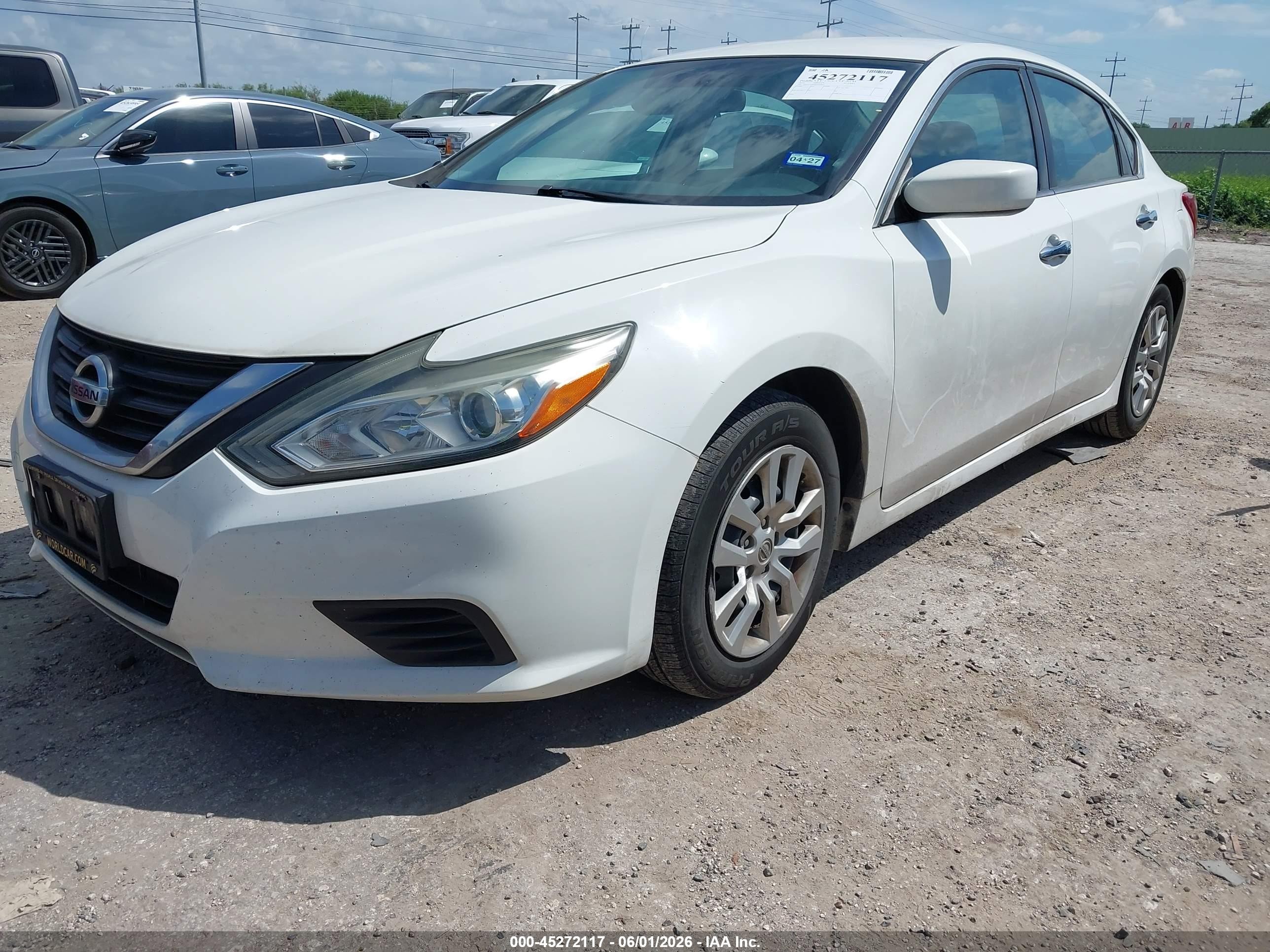 2016 Nissan Altima 2.5 S White vin: 1N4AL3AP3GN320814