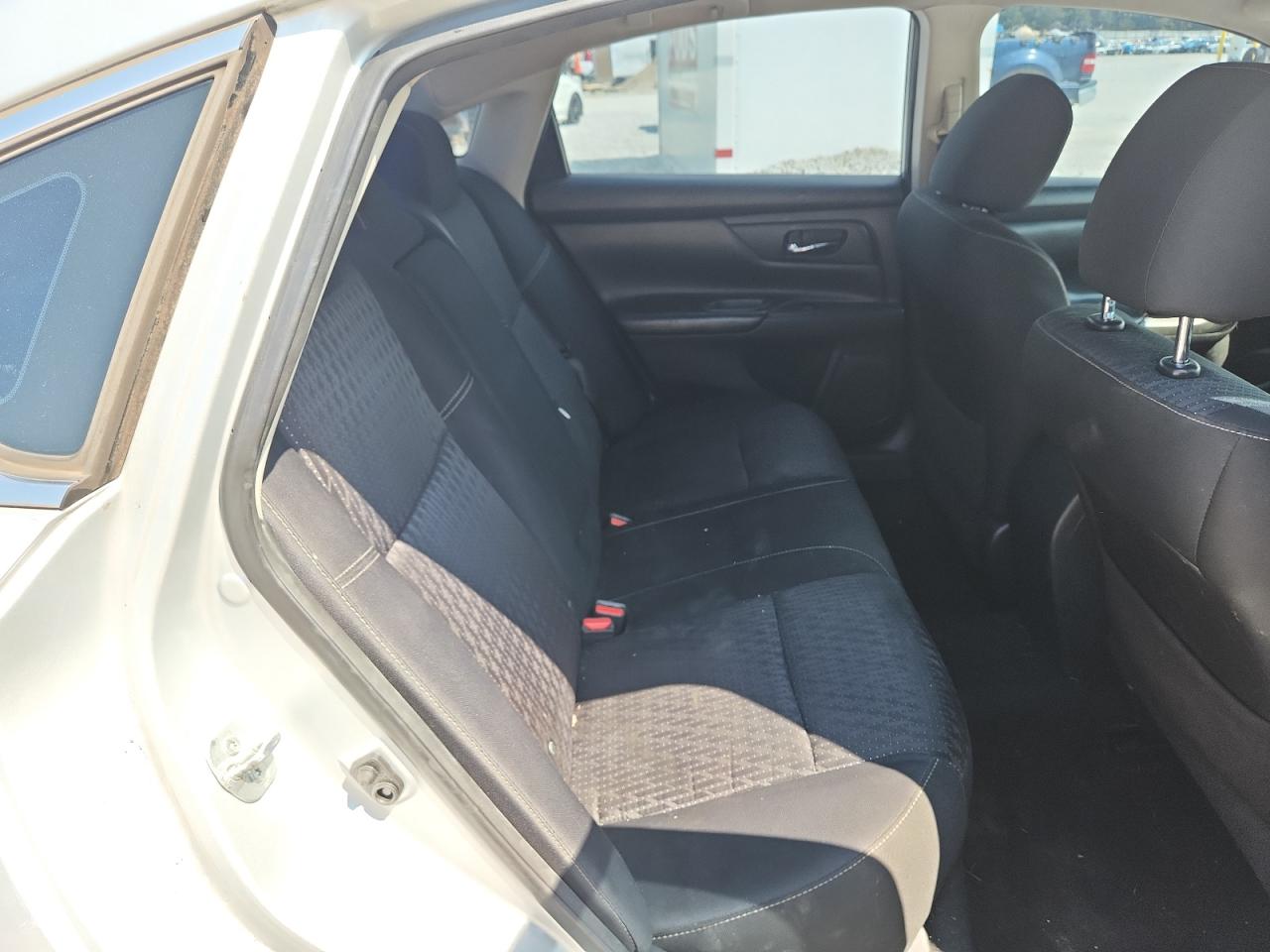 2016 Nissan Altima 2.5 S Silver vin: 1N4AL3AP3GN334700