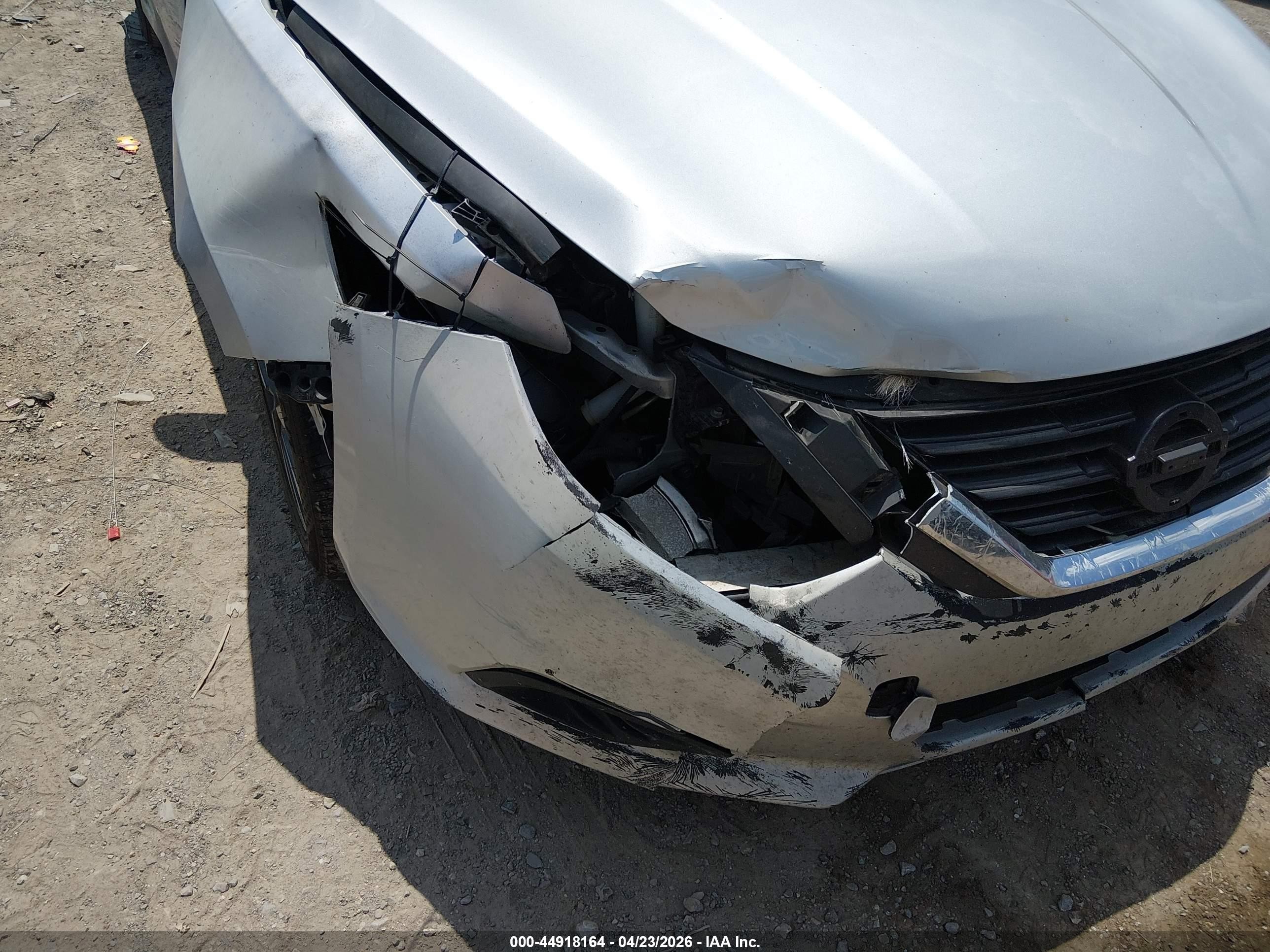 2017 Nissan Altima 2.5 Sl Серебряный vin: 1N4AL3AP3HC175030